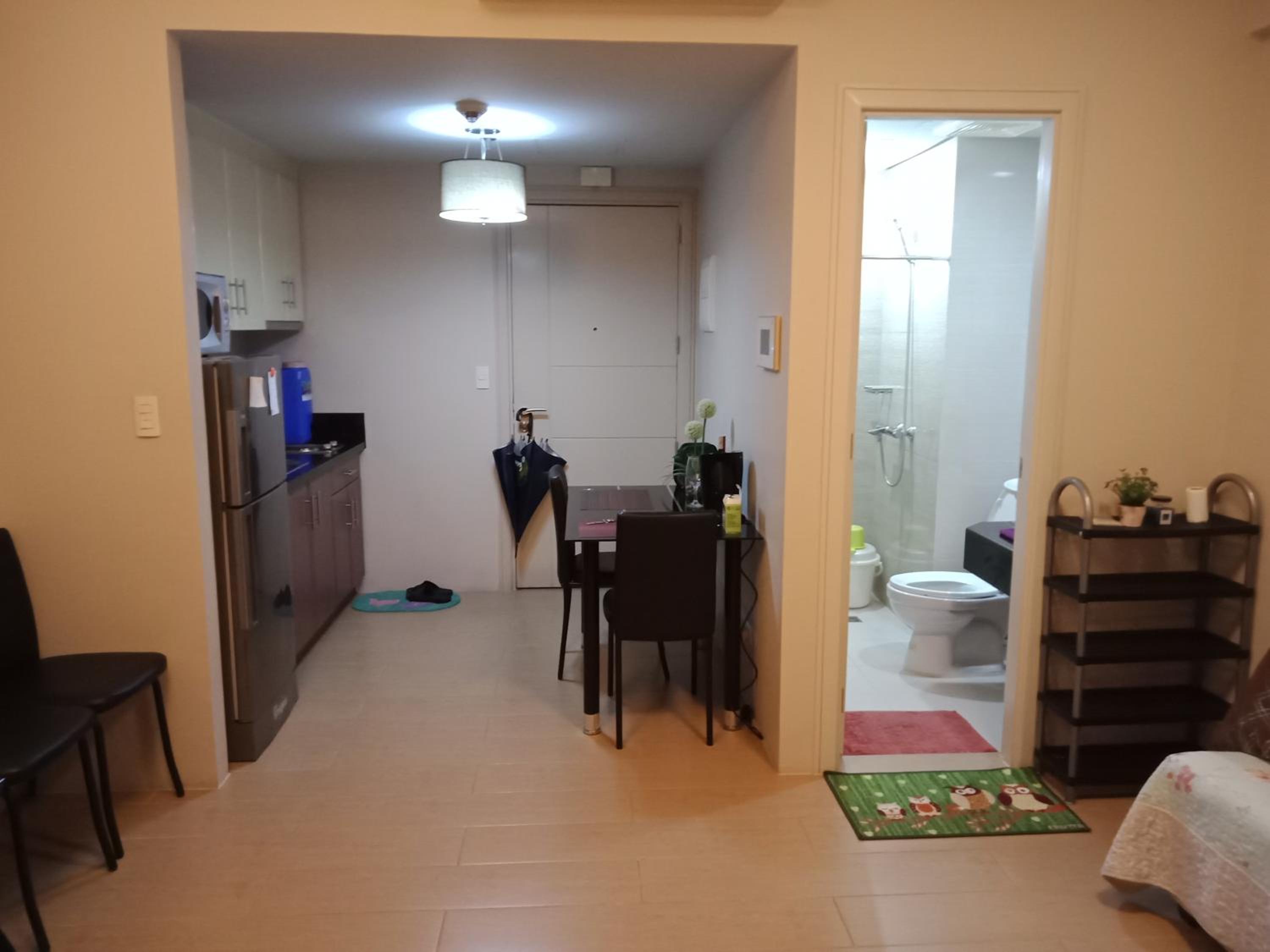 Studio Apartment - Photo 25
