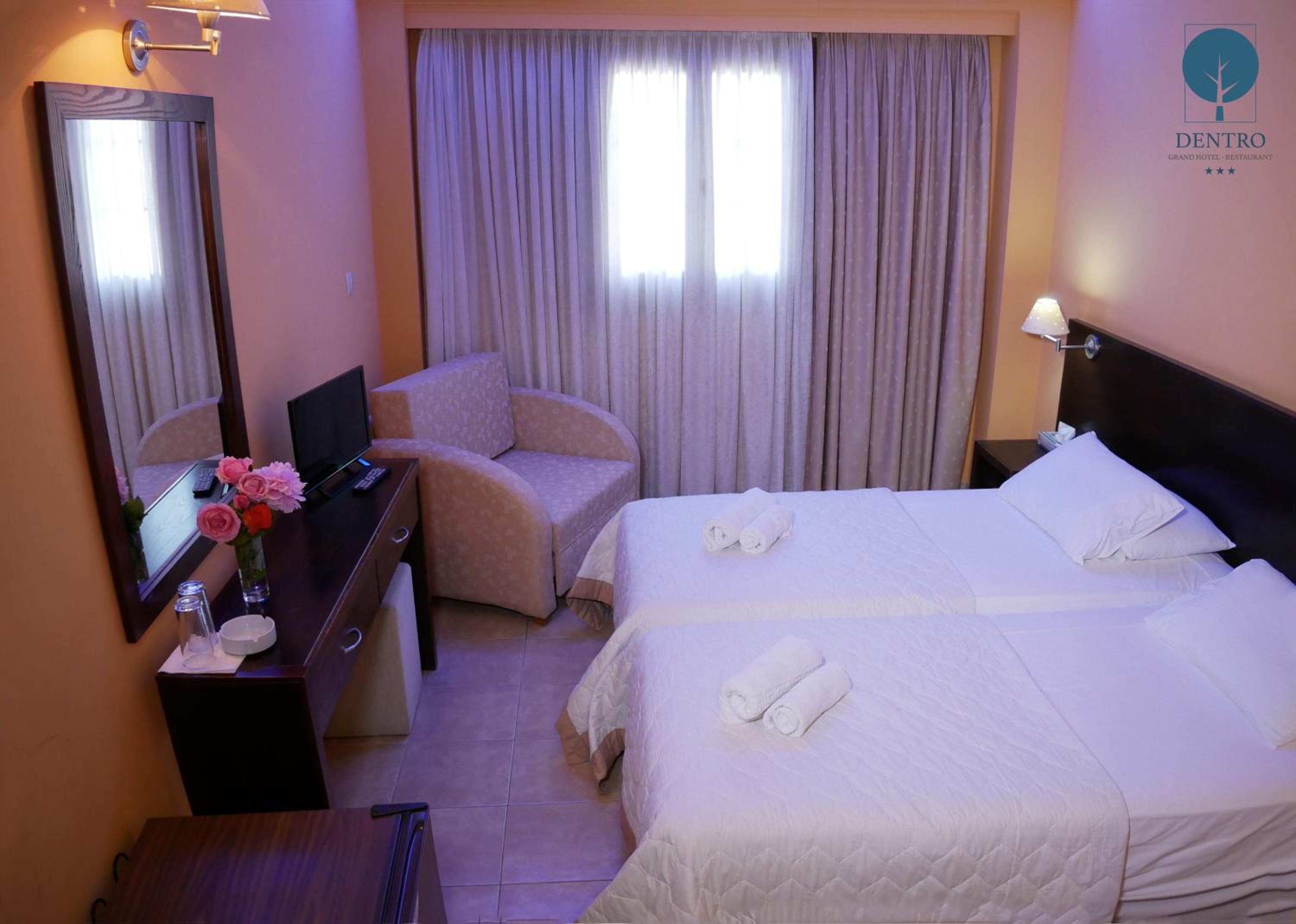 Double or Twin Room photo 2