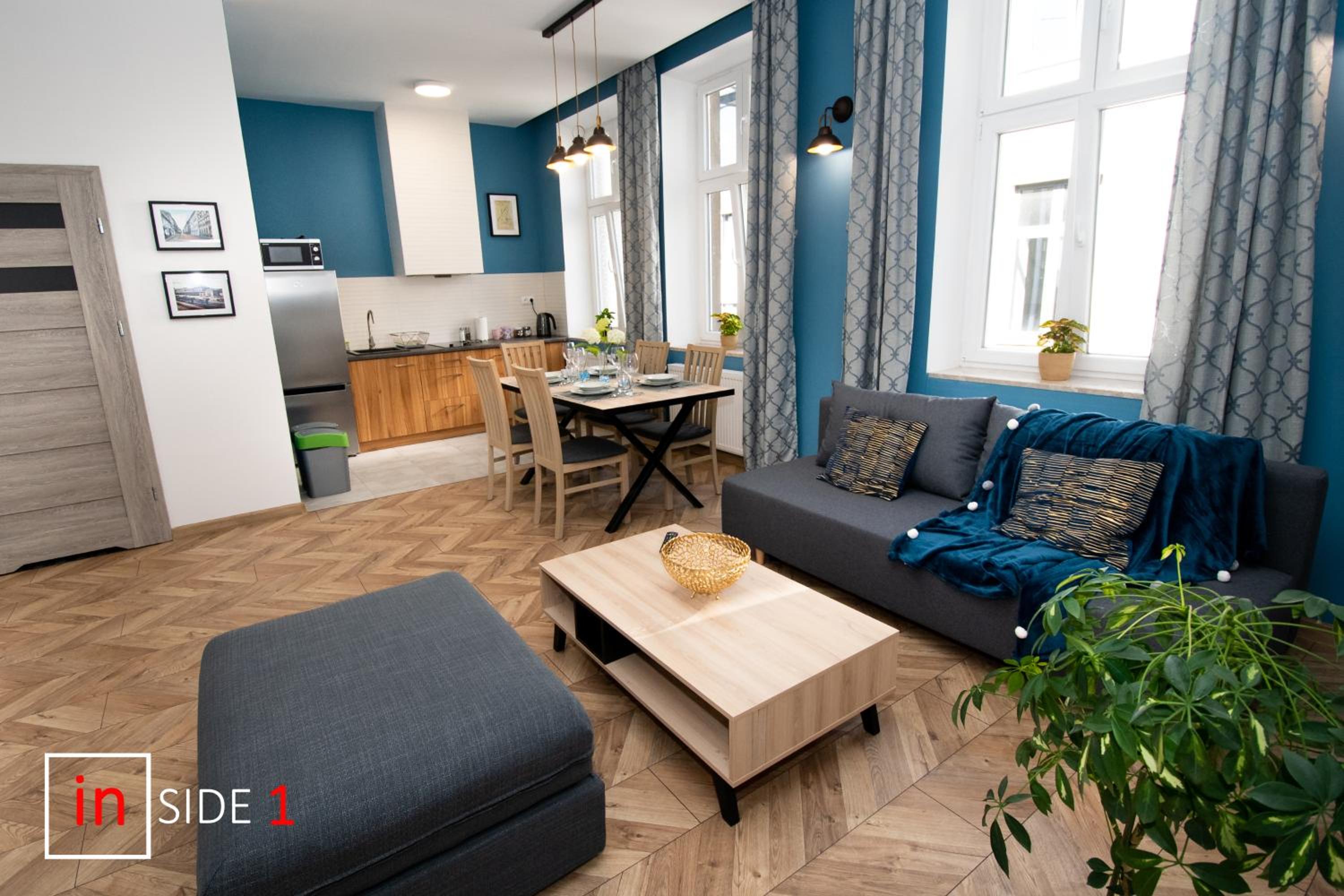 Apartment with Balcony