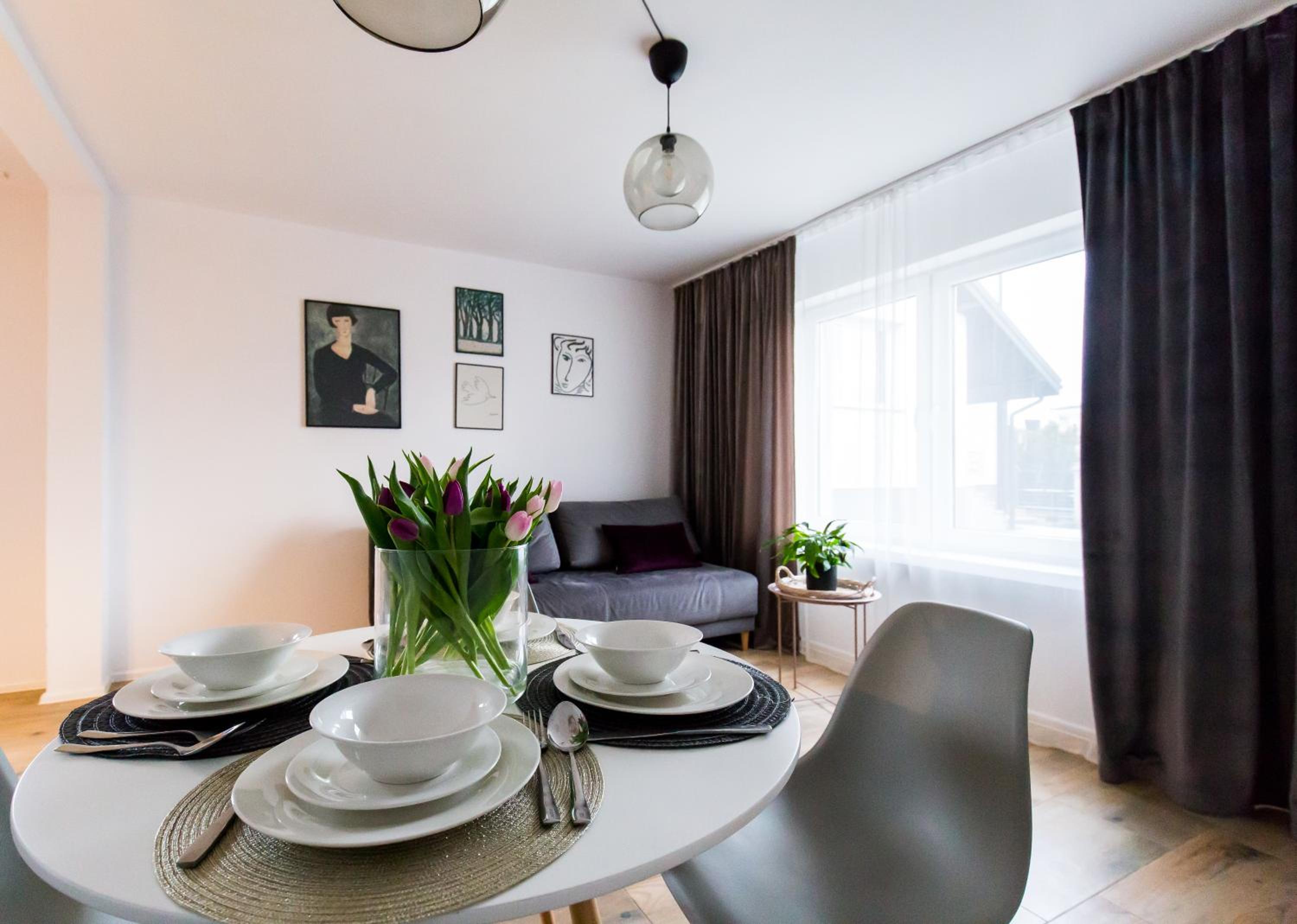 One-Bedroom Apartment
