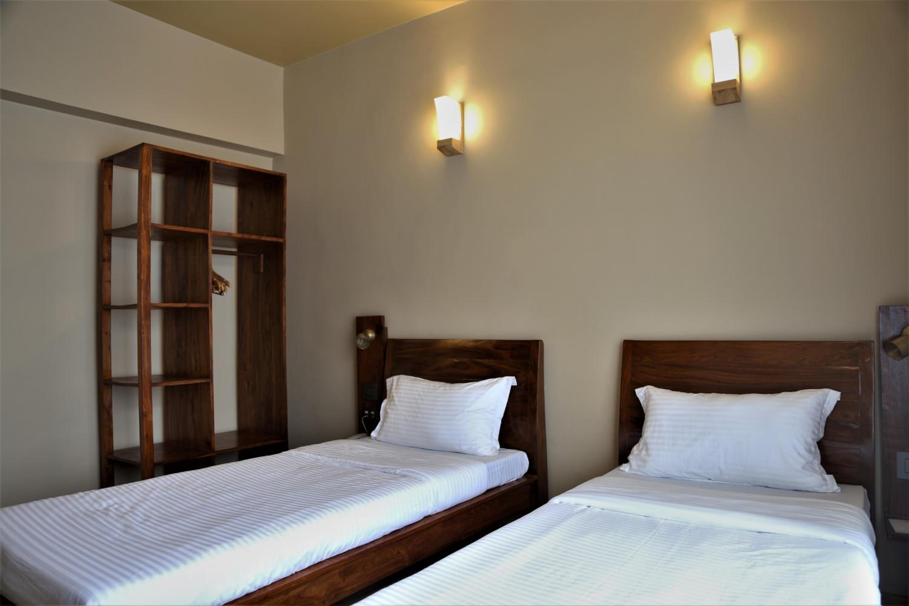 Standard Twin Room photo 2