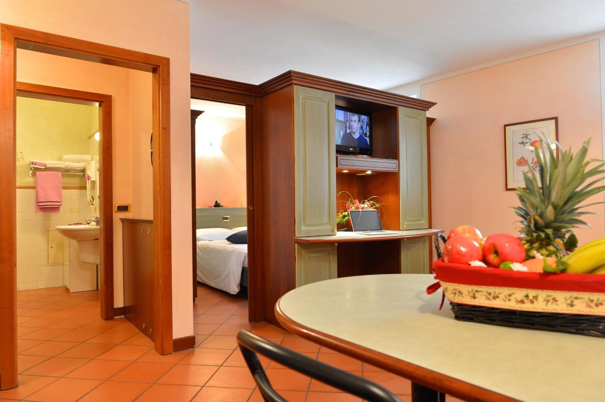 One-Bedroom Apartment (3 Adults) photo 1