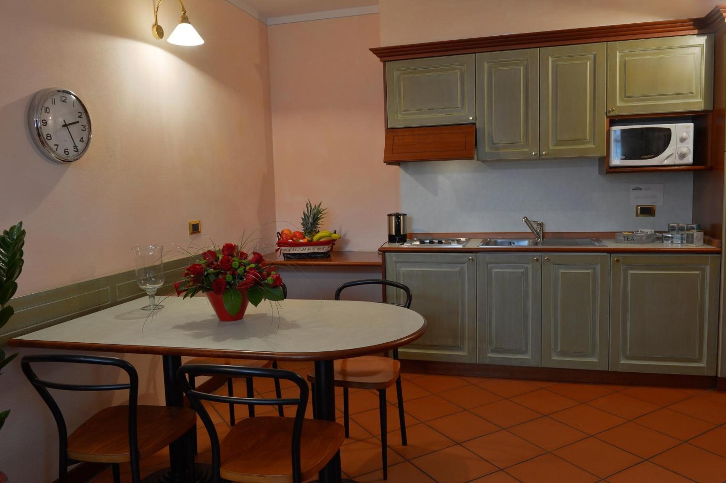One-Bedroom Apartment (3 Adults) photo 2