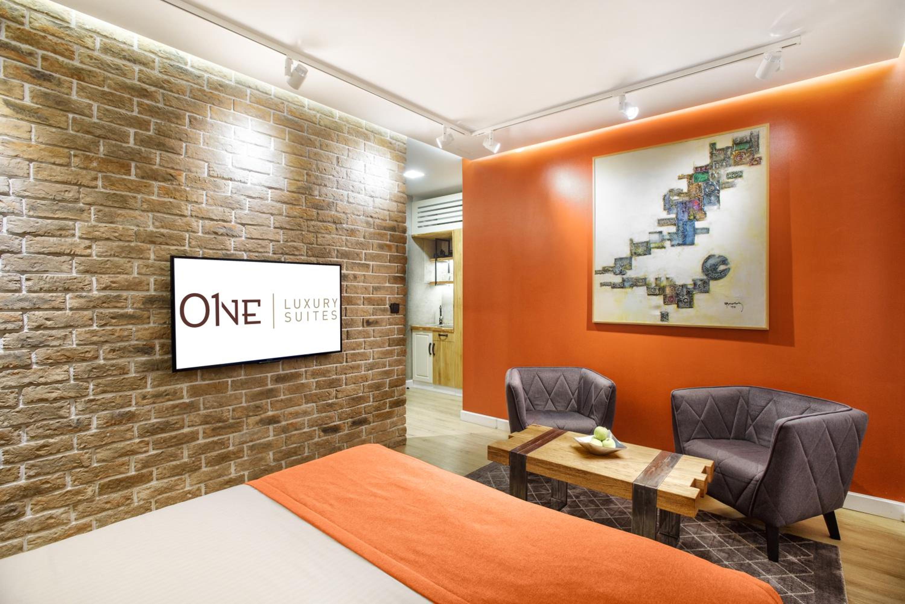 Comfort Studio Apartment photo 3
