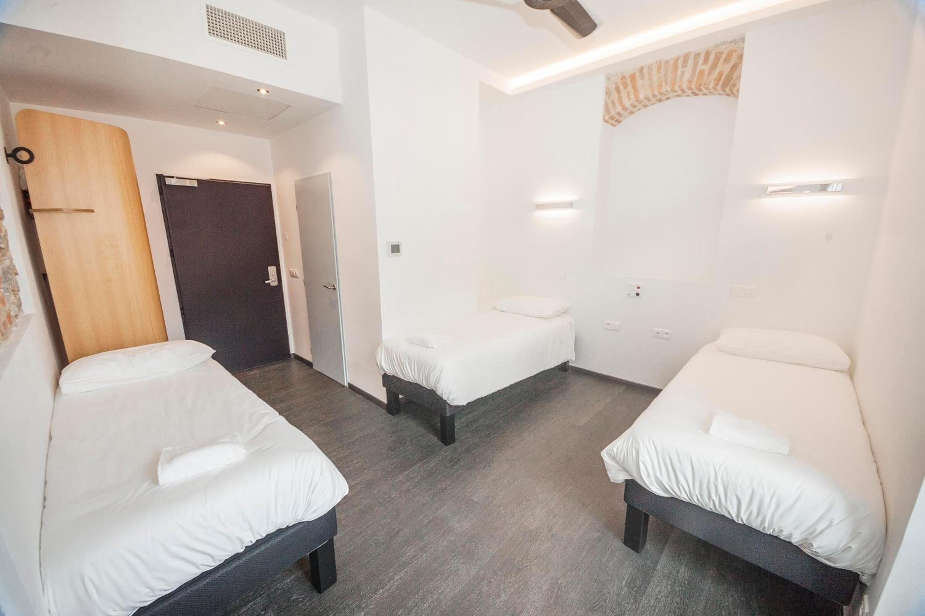 Triple Room - Photo 2