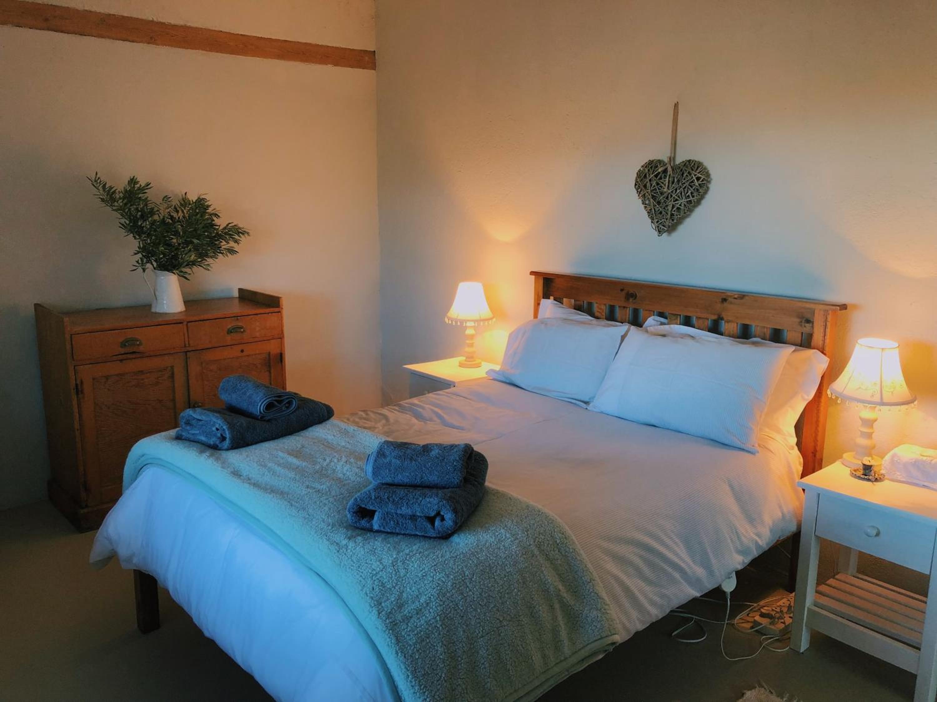 Two-Bedroom House - Photo 14