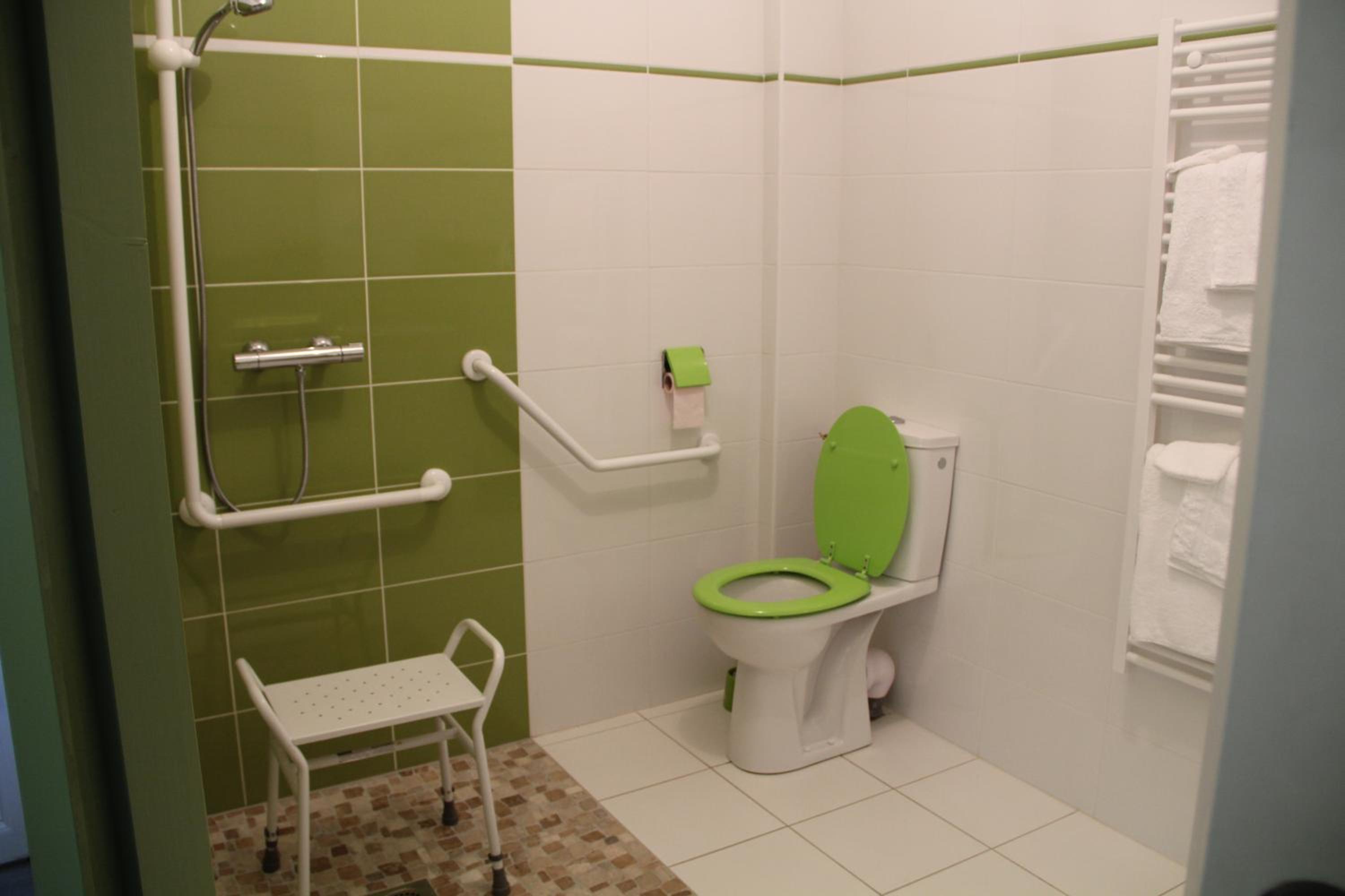 Double Room - Disability Access photo 3