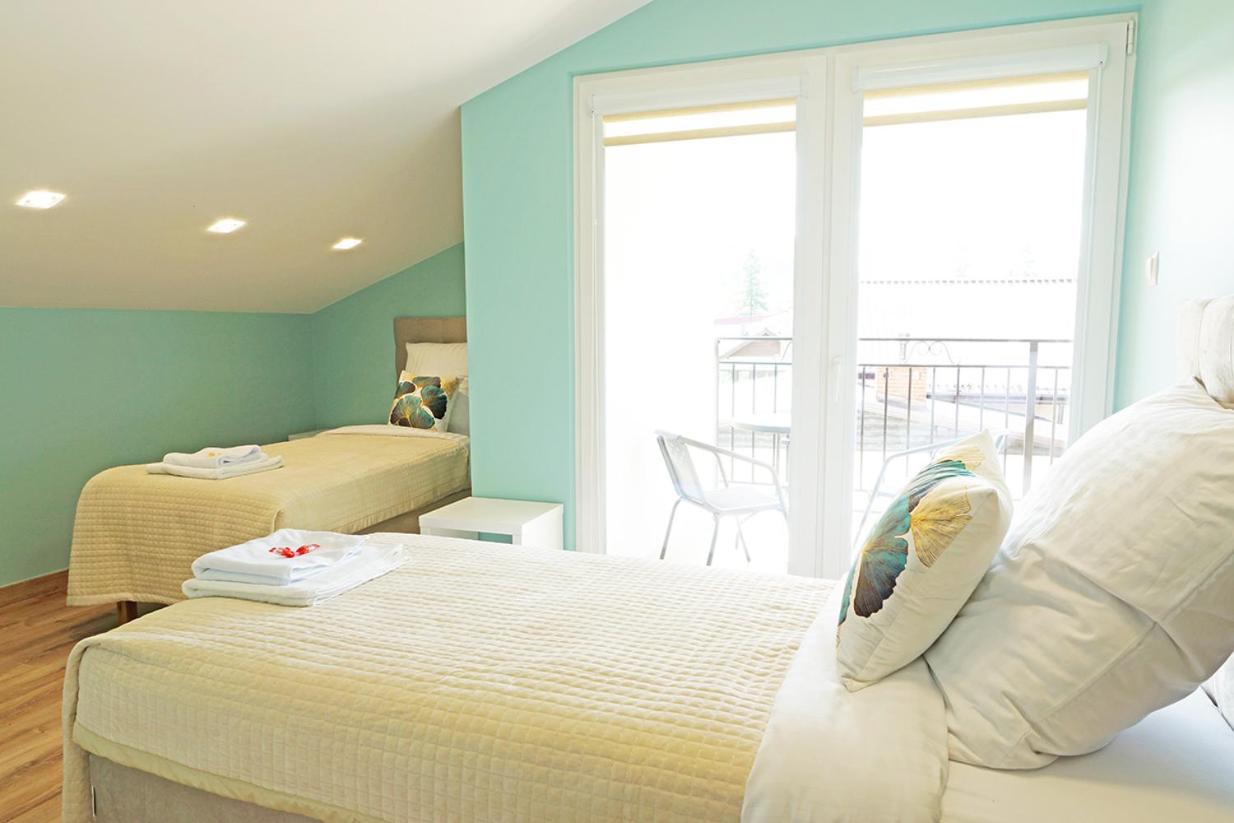 Deluxe Family Suite