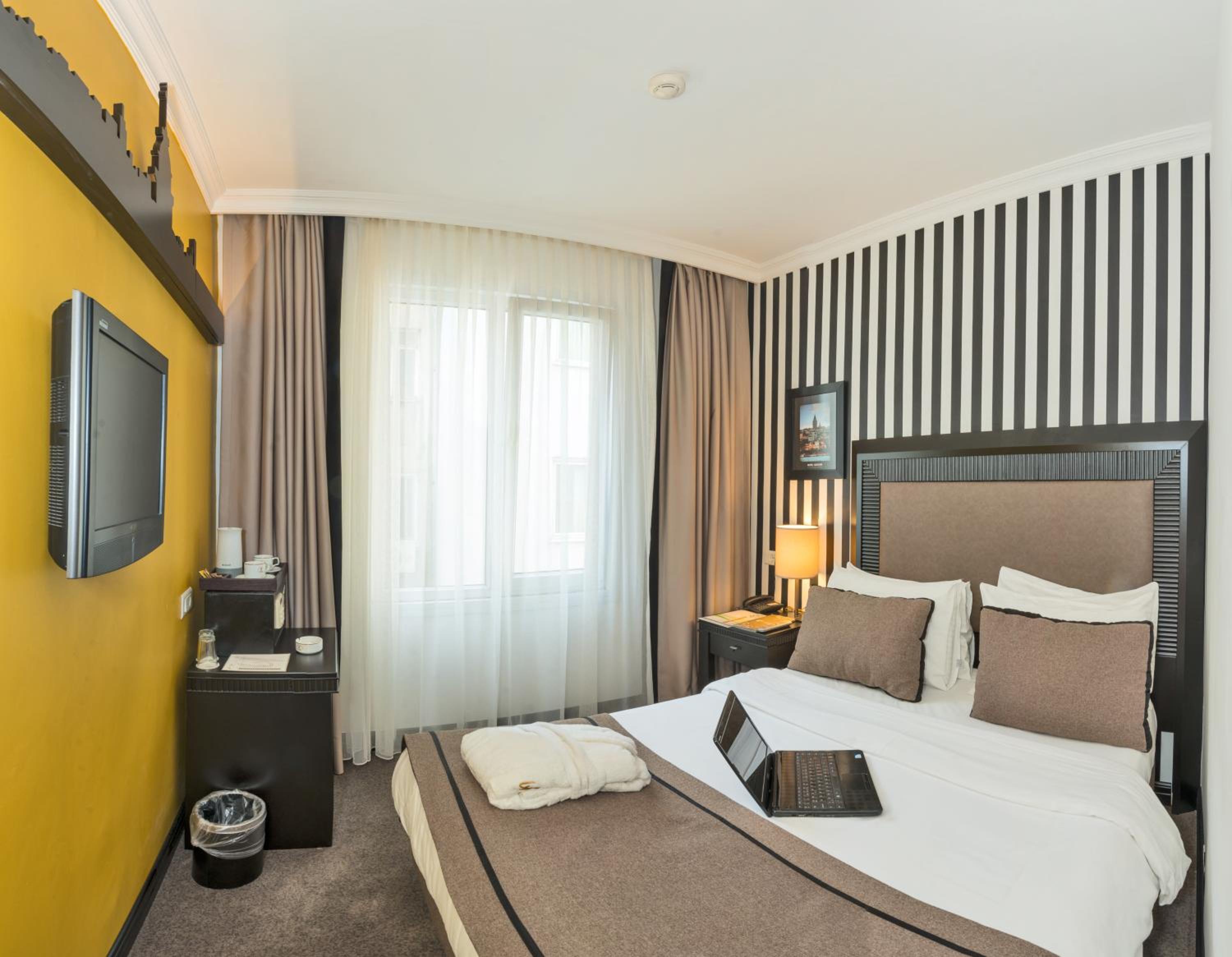 Grand Deluxe Double Room photo 1