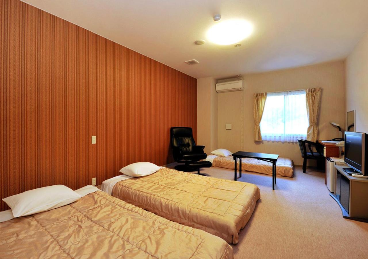 Triple Room - Photo 1