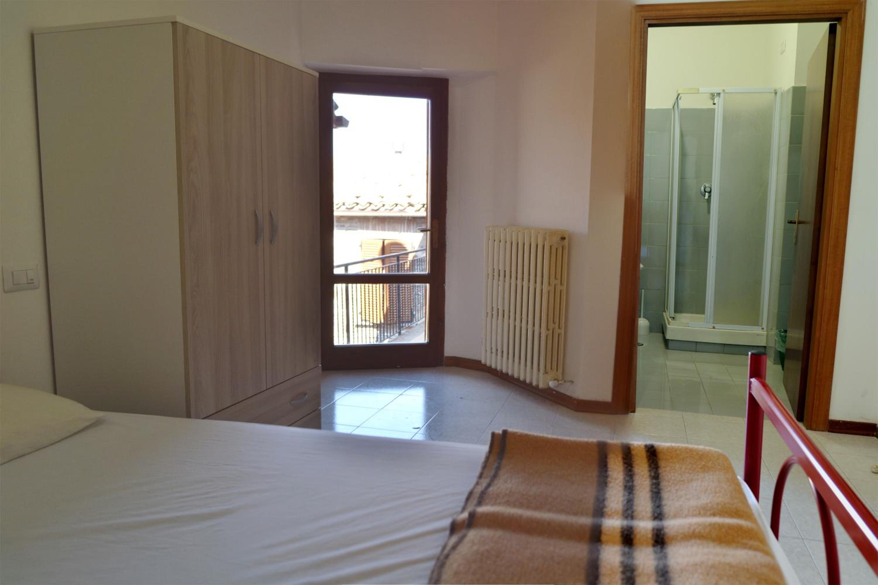 Double or Twin Room with Private Bathroom photo 2