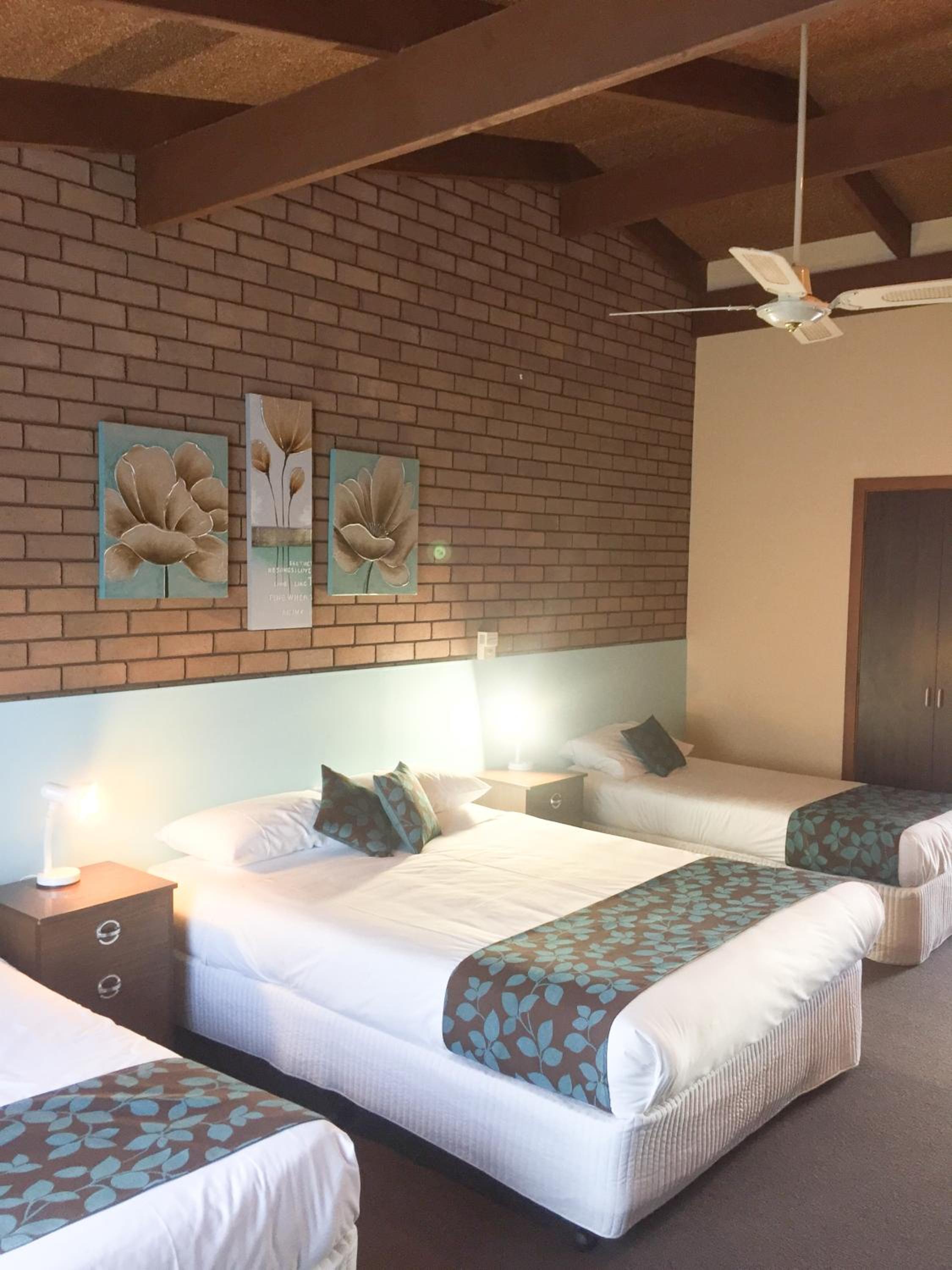 Triple Room - Photo 7