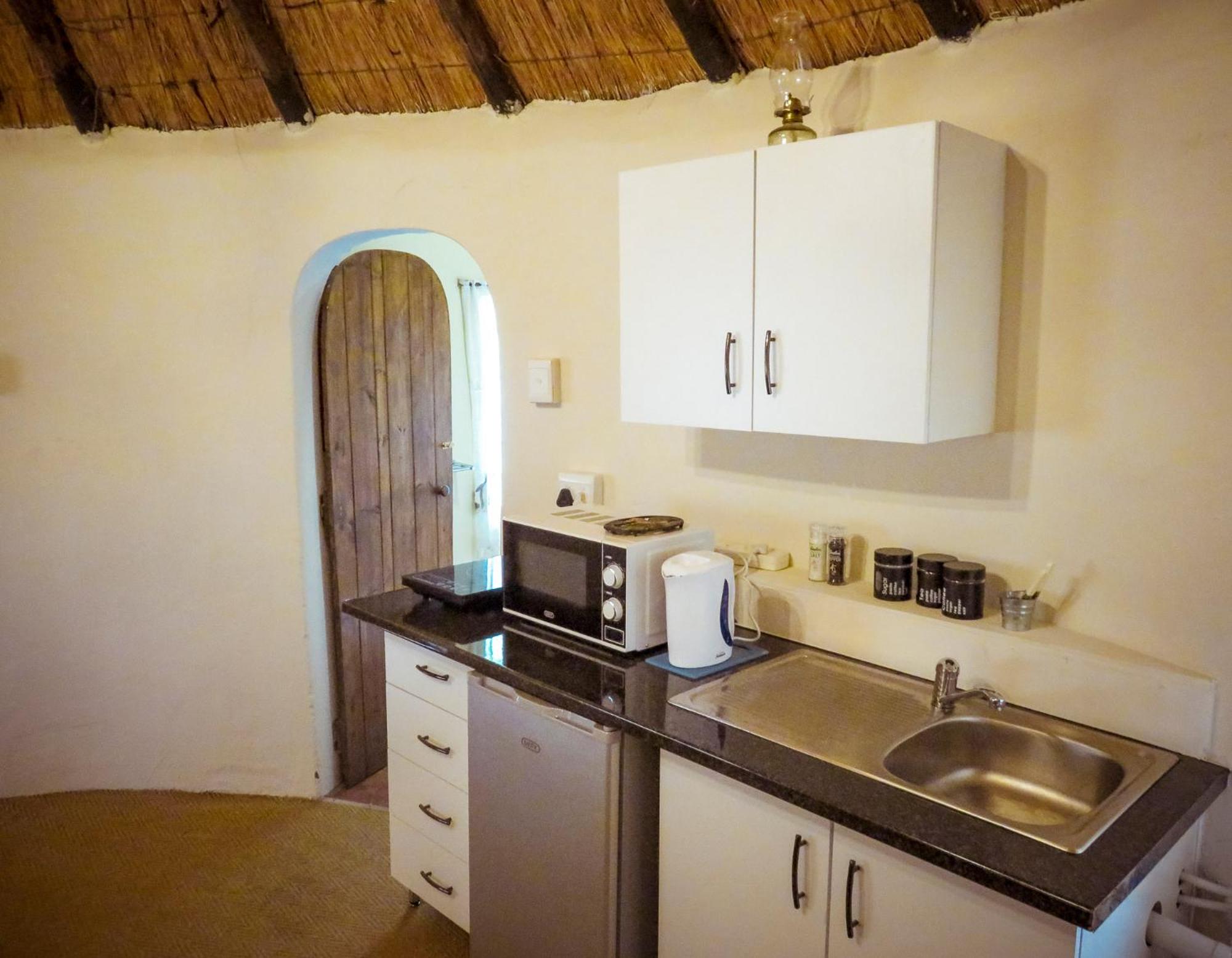 One-Bedroom Cottage - Photo 4