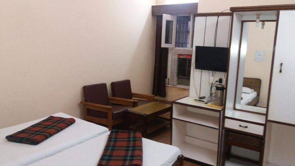 Standard Double Room With Fan photo 1