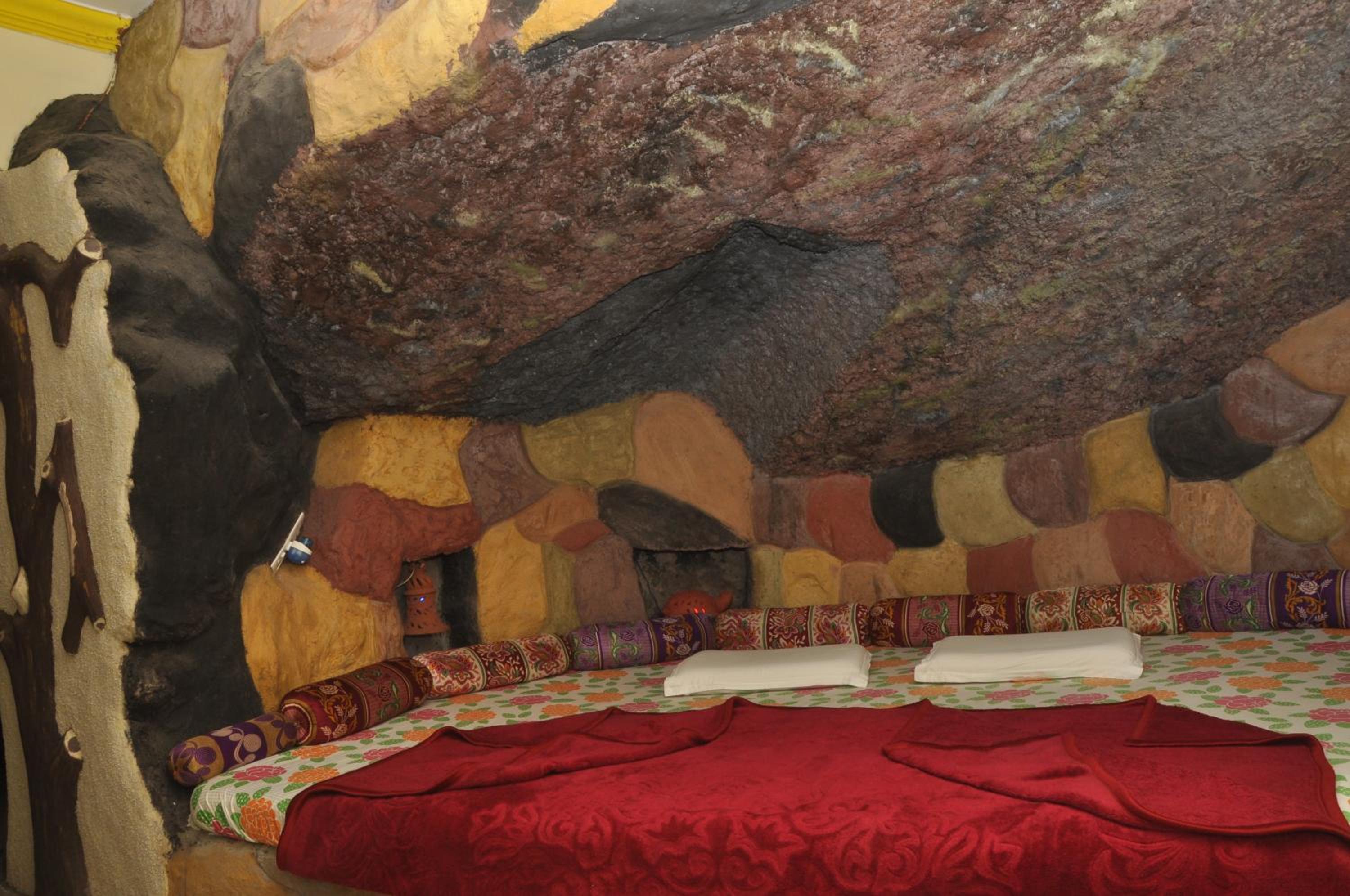 Deluxe Suite - Photo 3