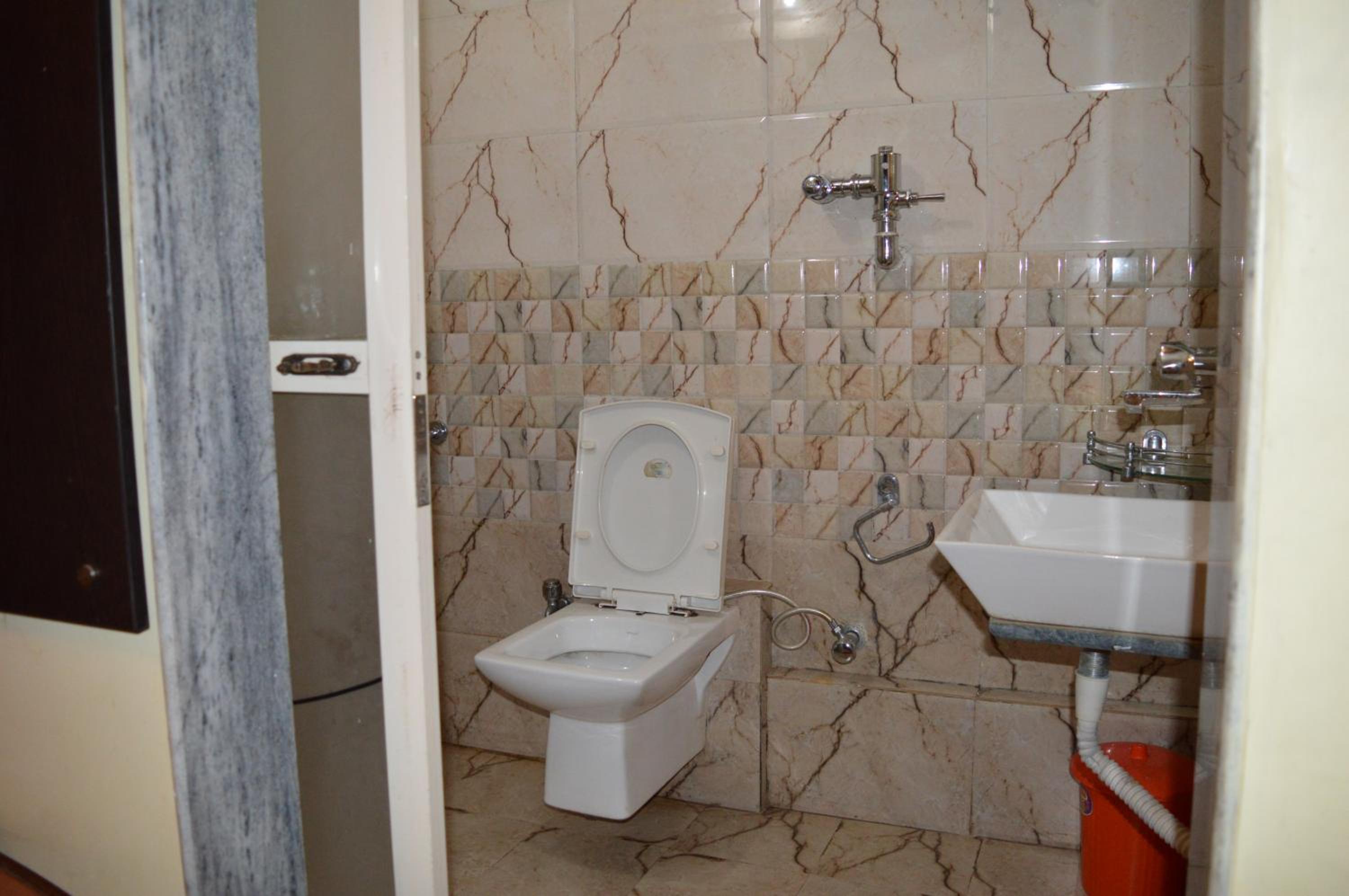 Deluxe Suite - Photo 8