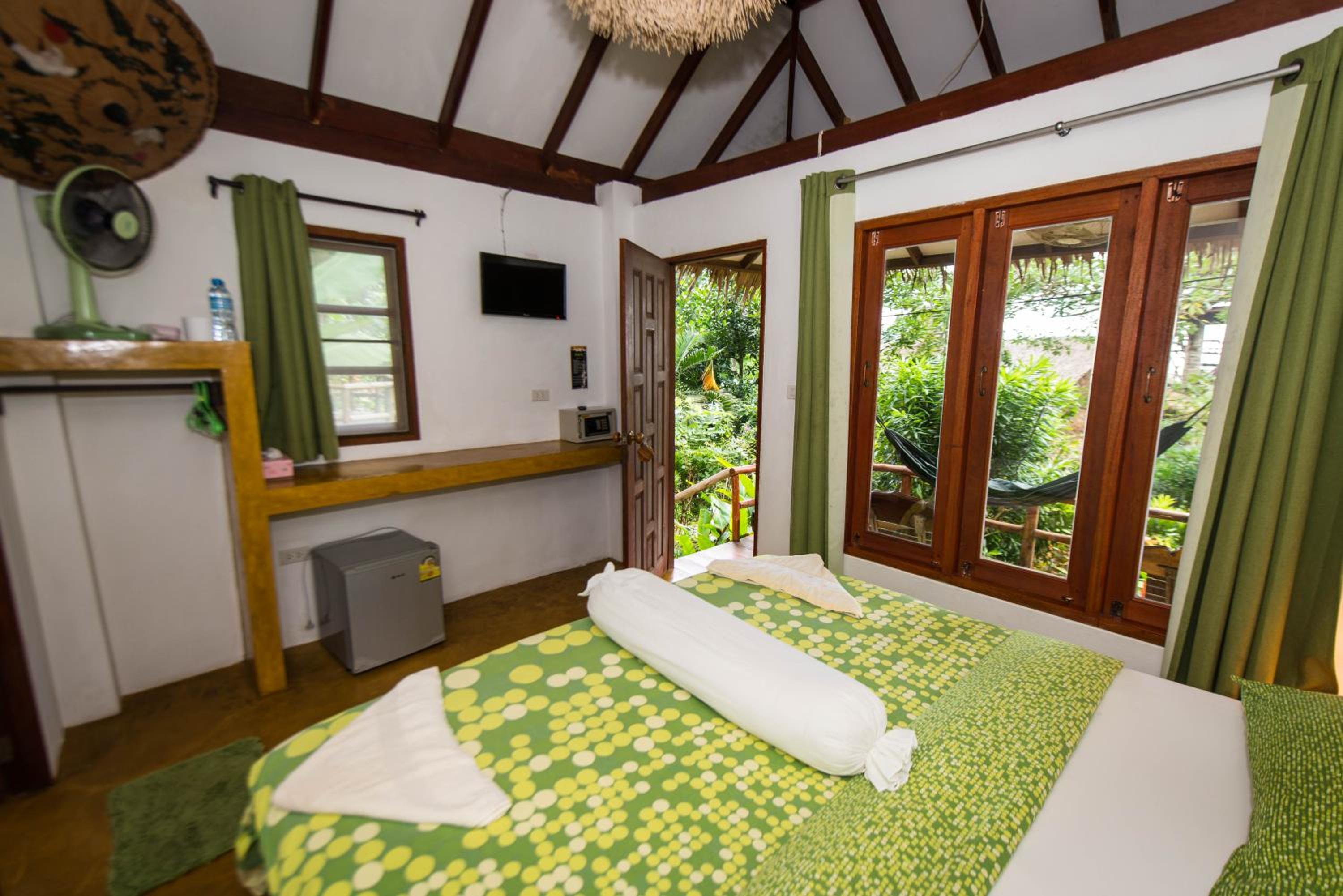 Bungalow de Luxe avec Vue sur la Piscine