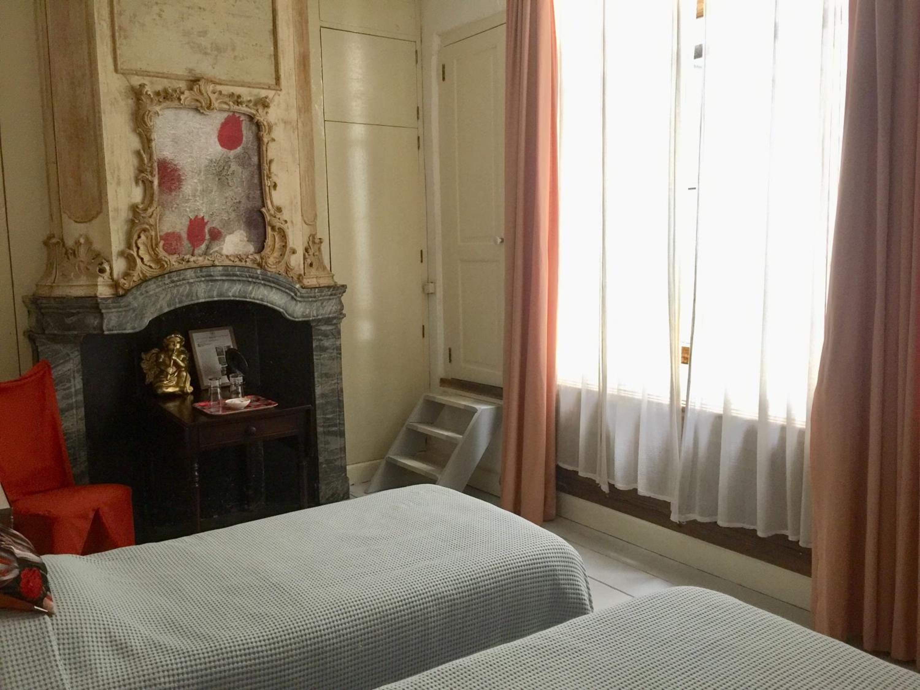 Double Room With Patio View photo 3