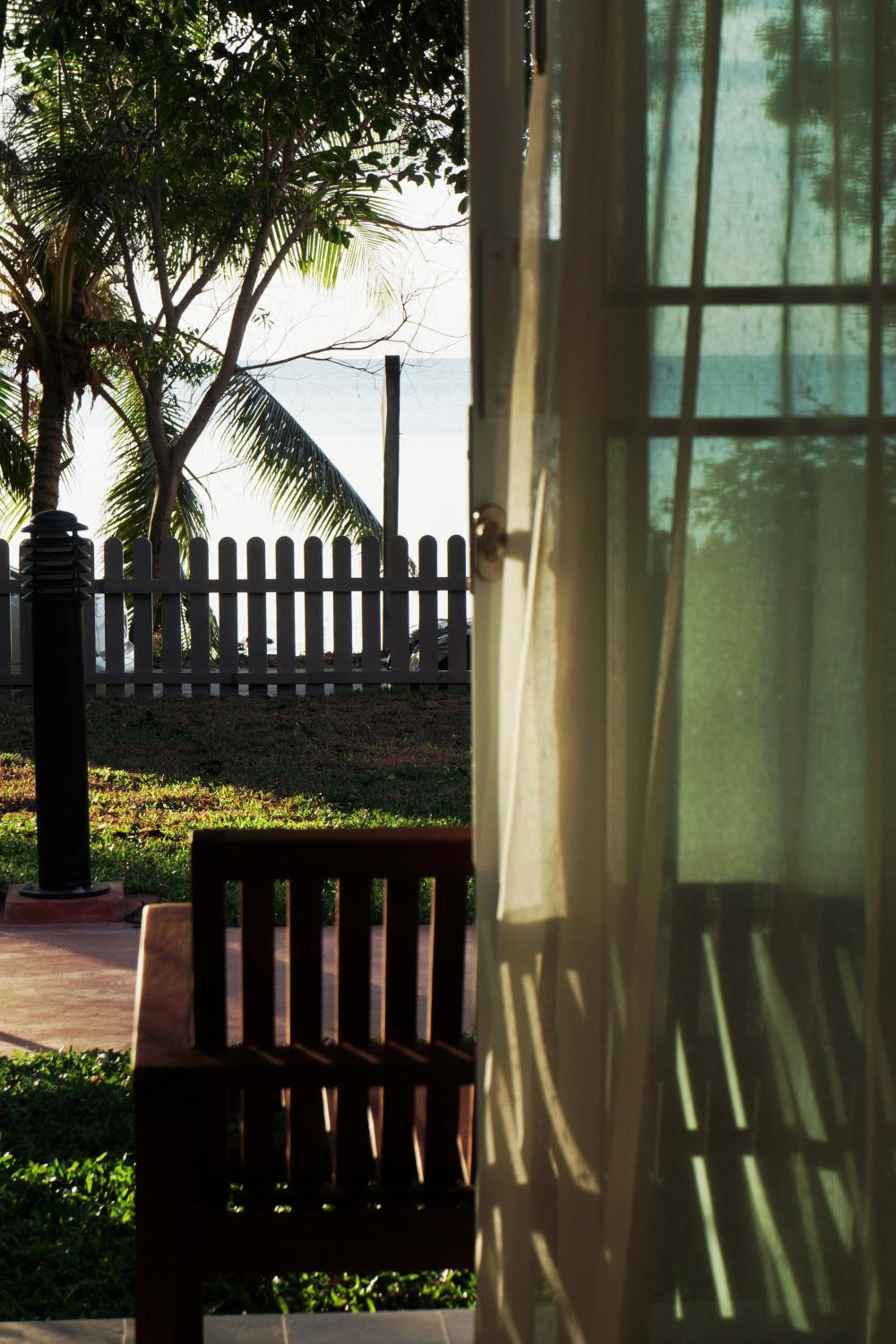 Deluxe Double Room with Sea View - Photo 6