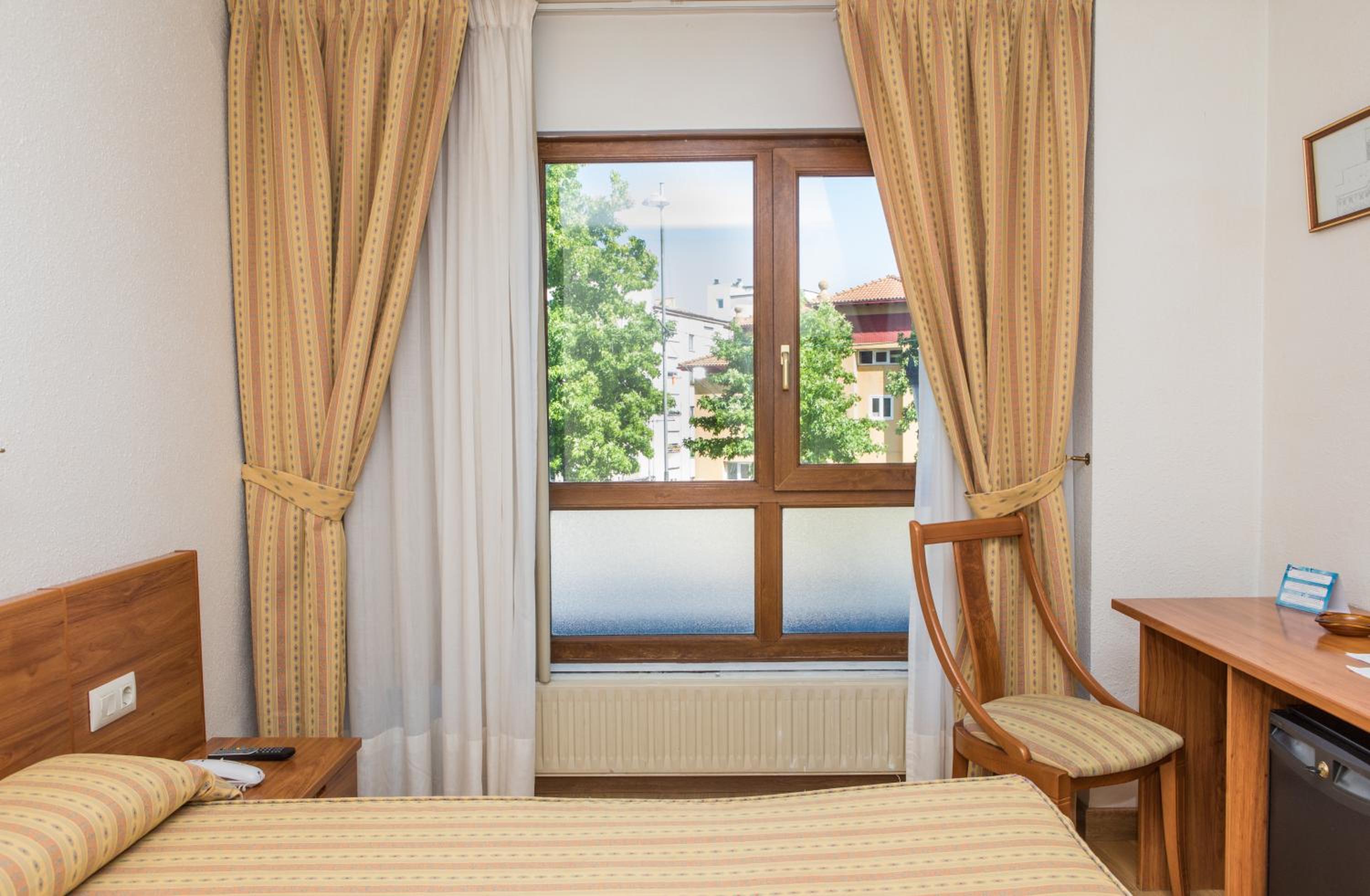 Single Room photo 3