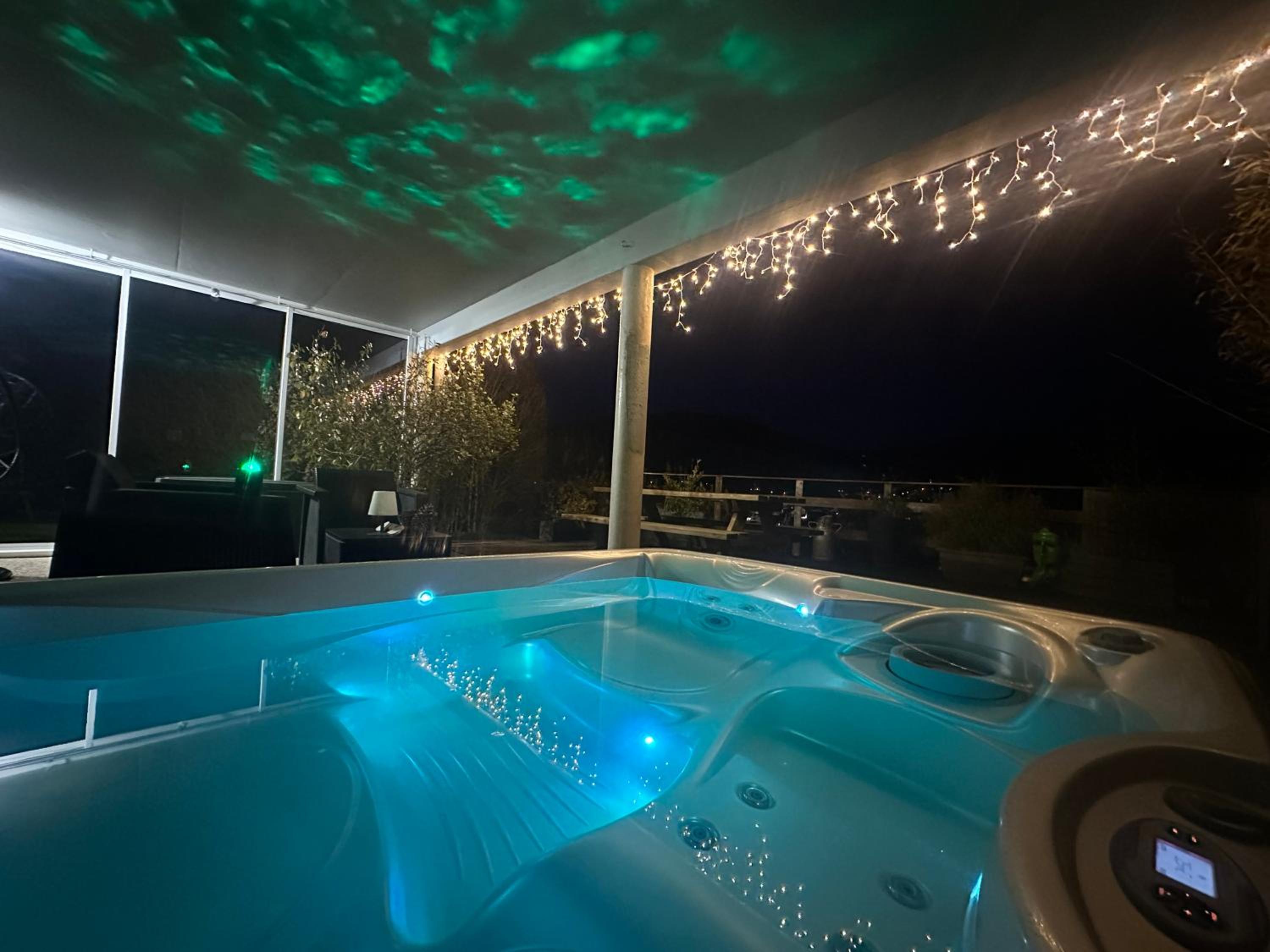 Double Room with Terrace and Private Hot Tub