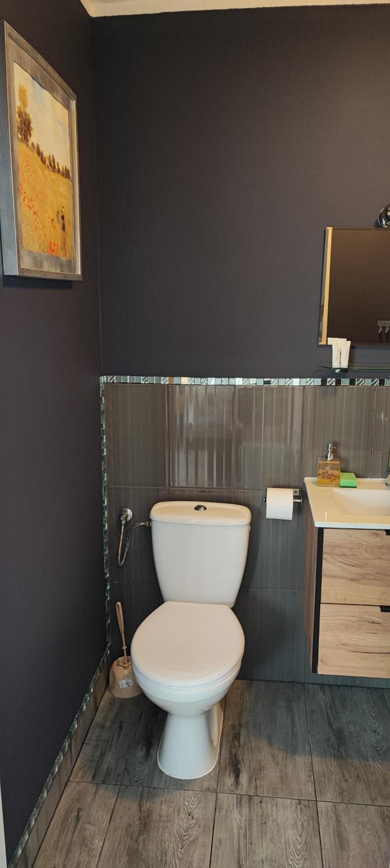 Quadruple Room with Private Bathroom