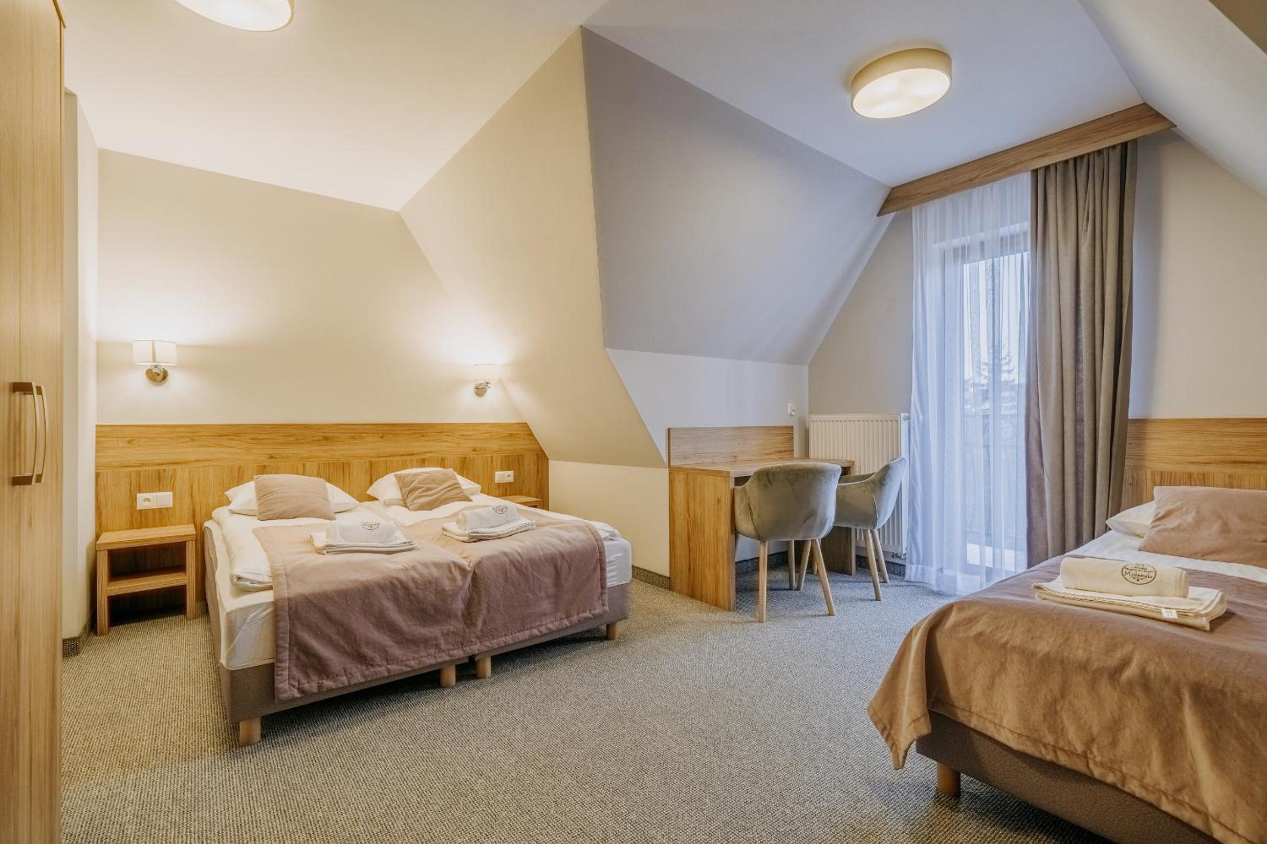 Quadruple Room with Mountain View