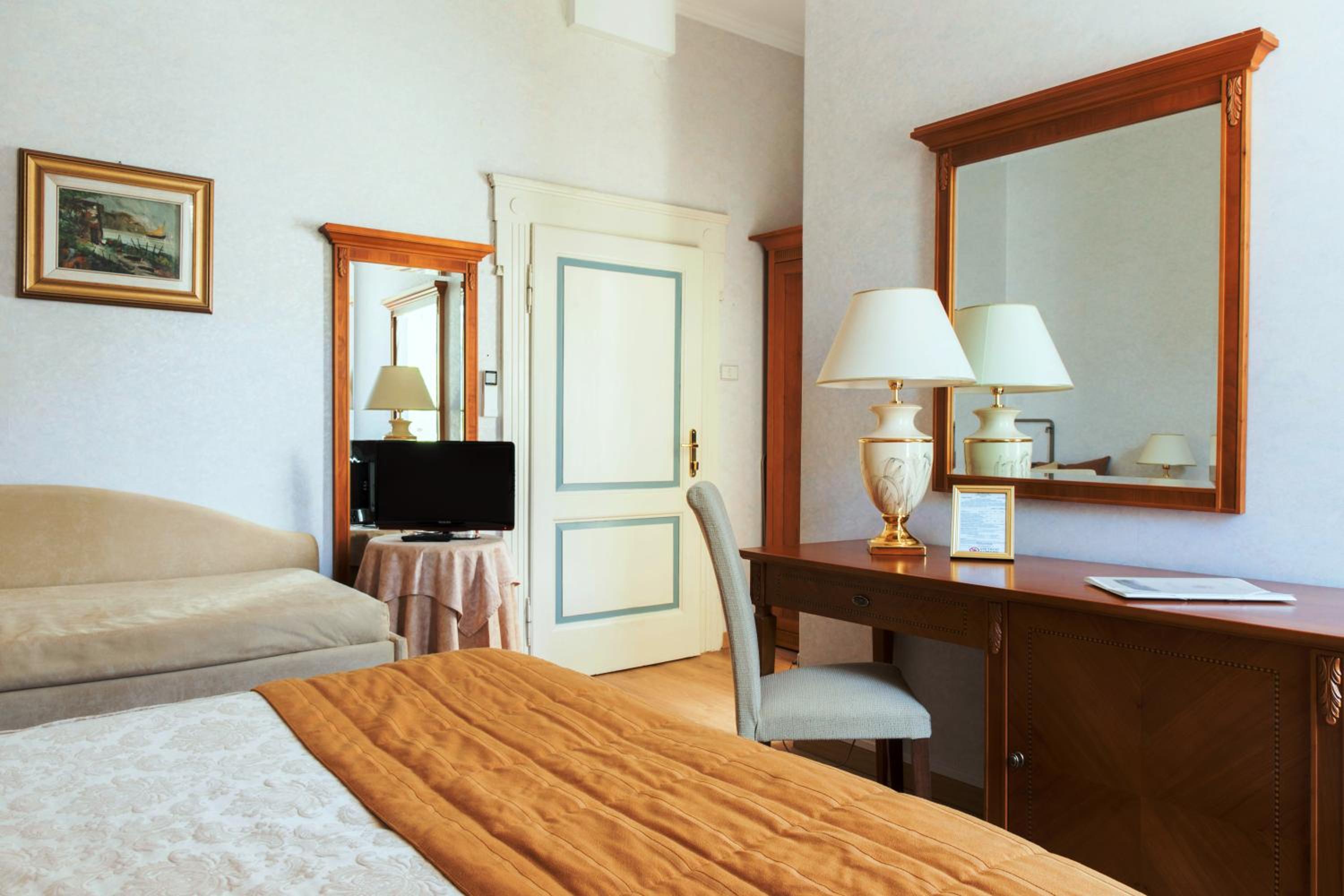 Standard Triple Room photo 3