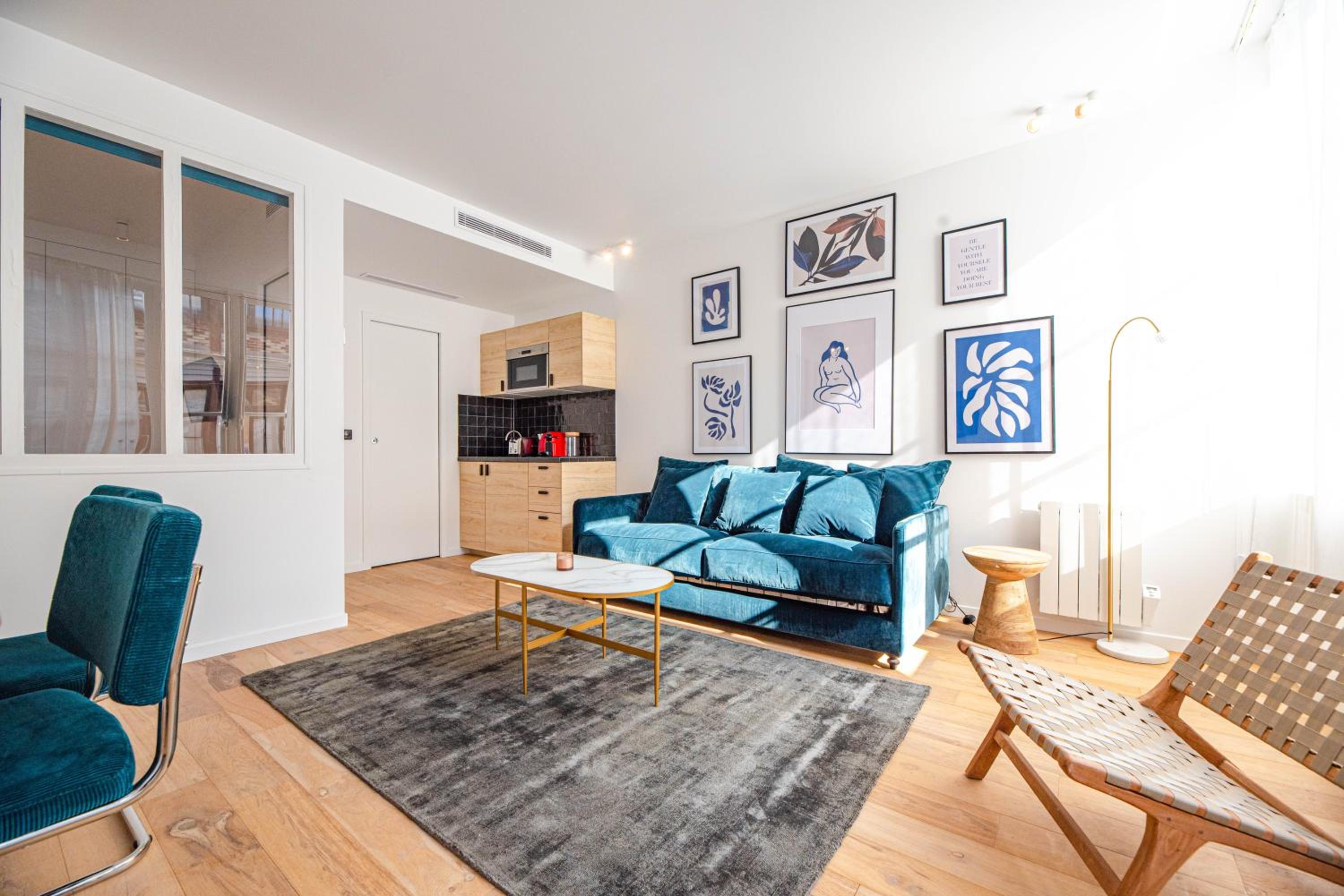 Deluxe Apartment photo 1