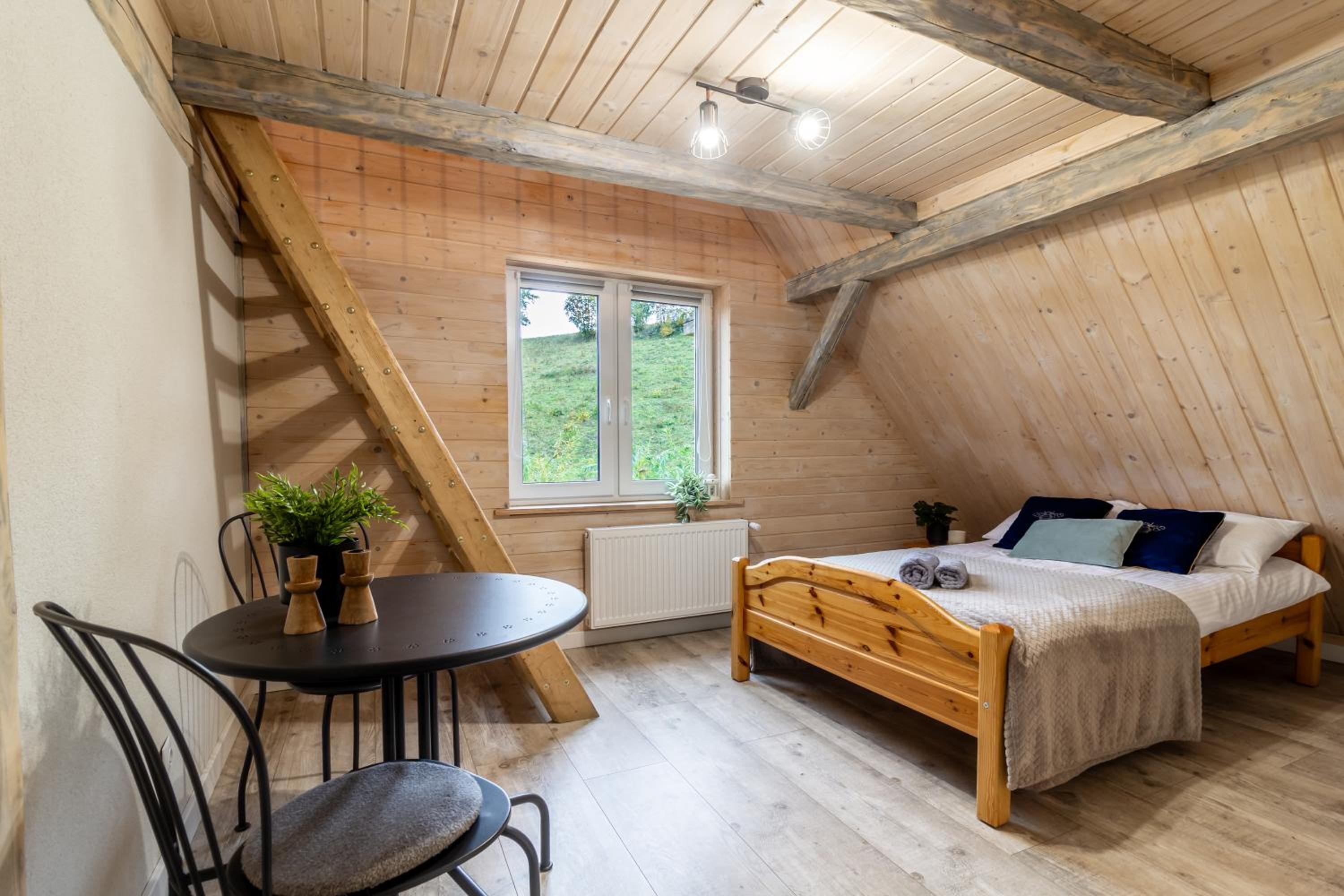 Mixed Dormitory Room