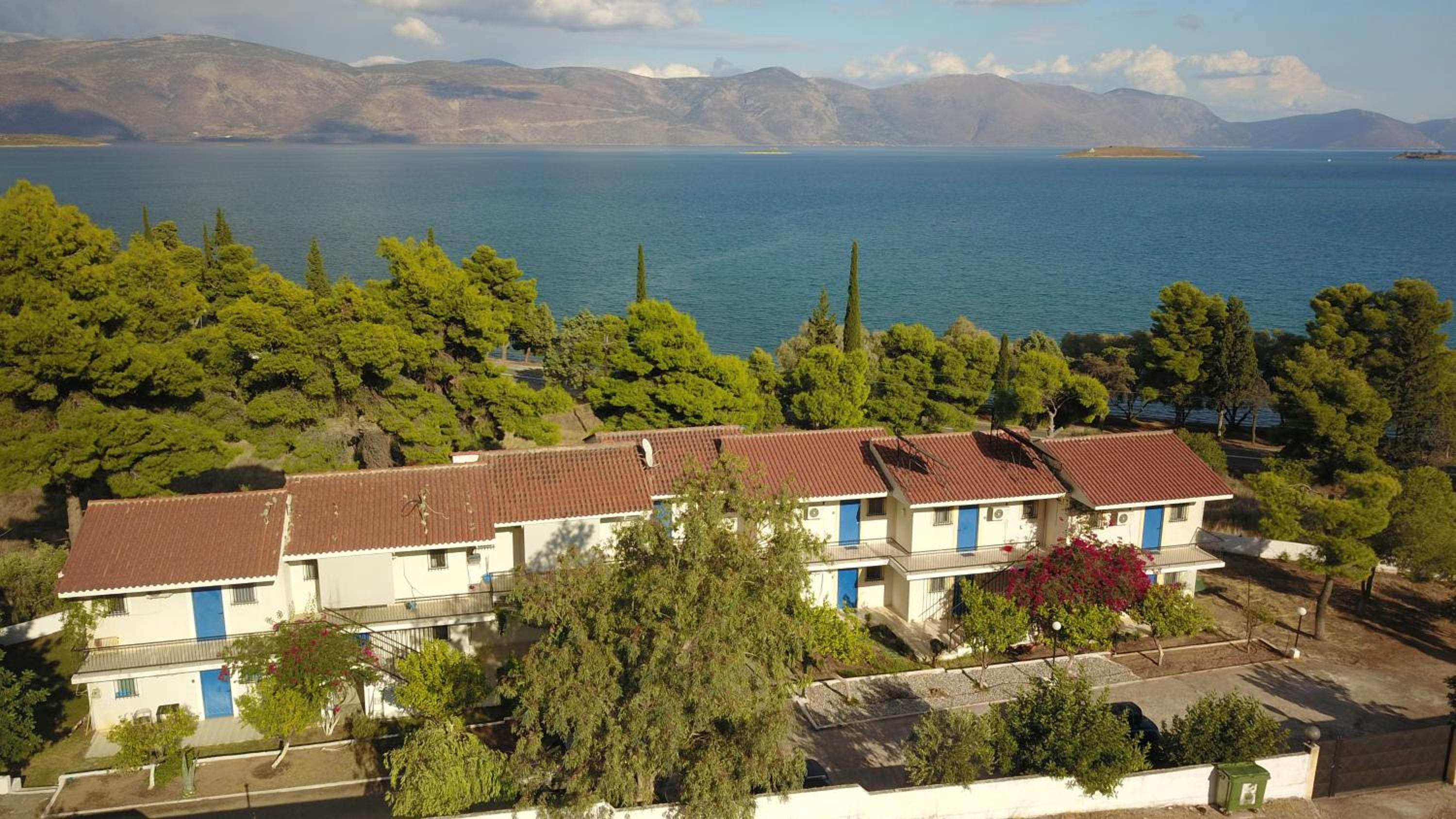 Studio Apartment with Sea View
