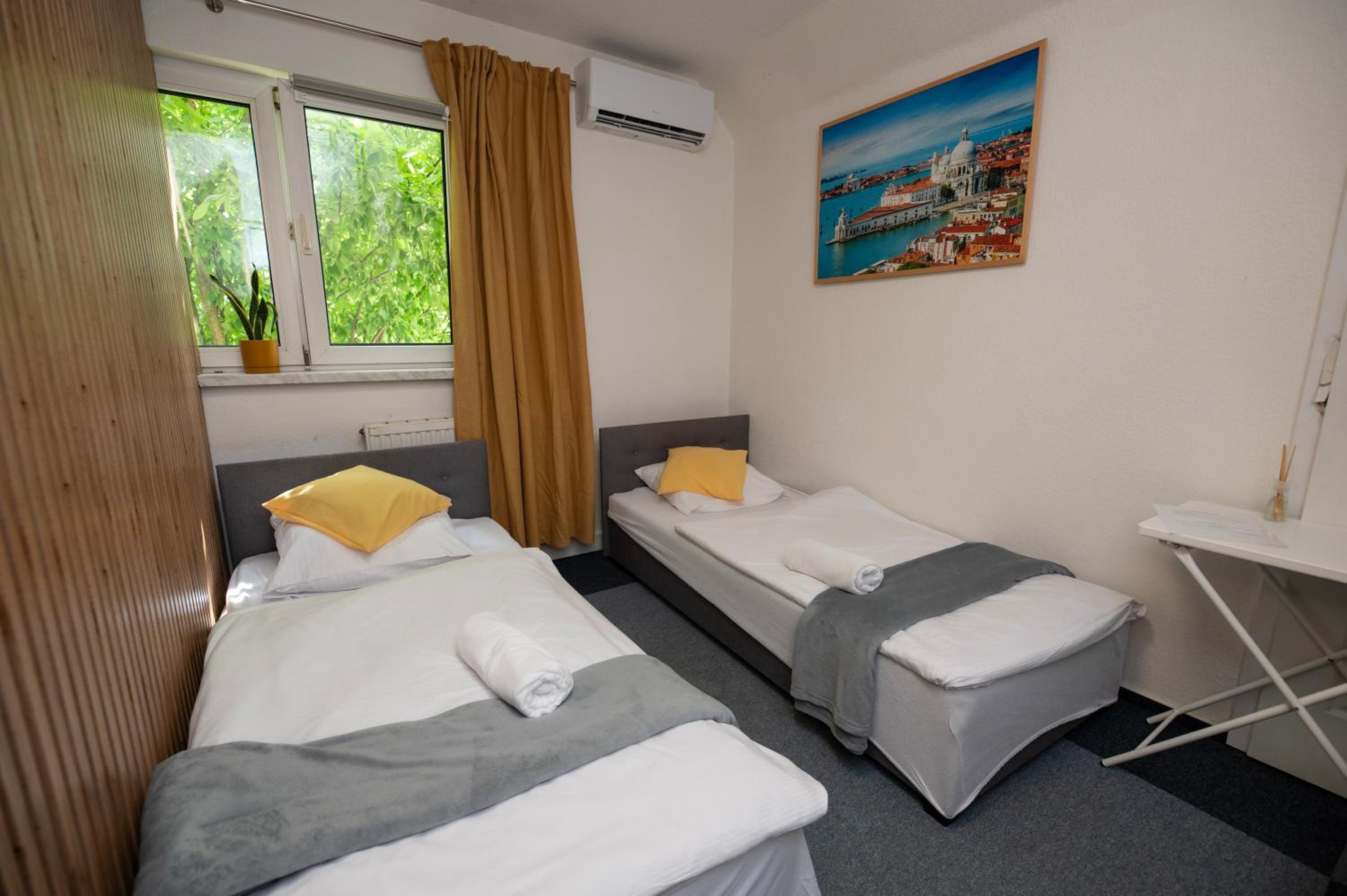 Standard Double Room with Shared Bathroom