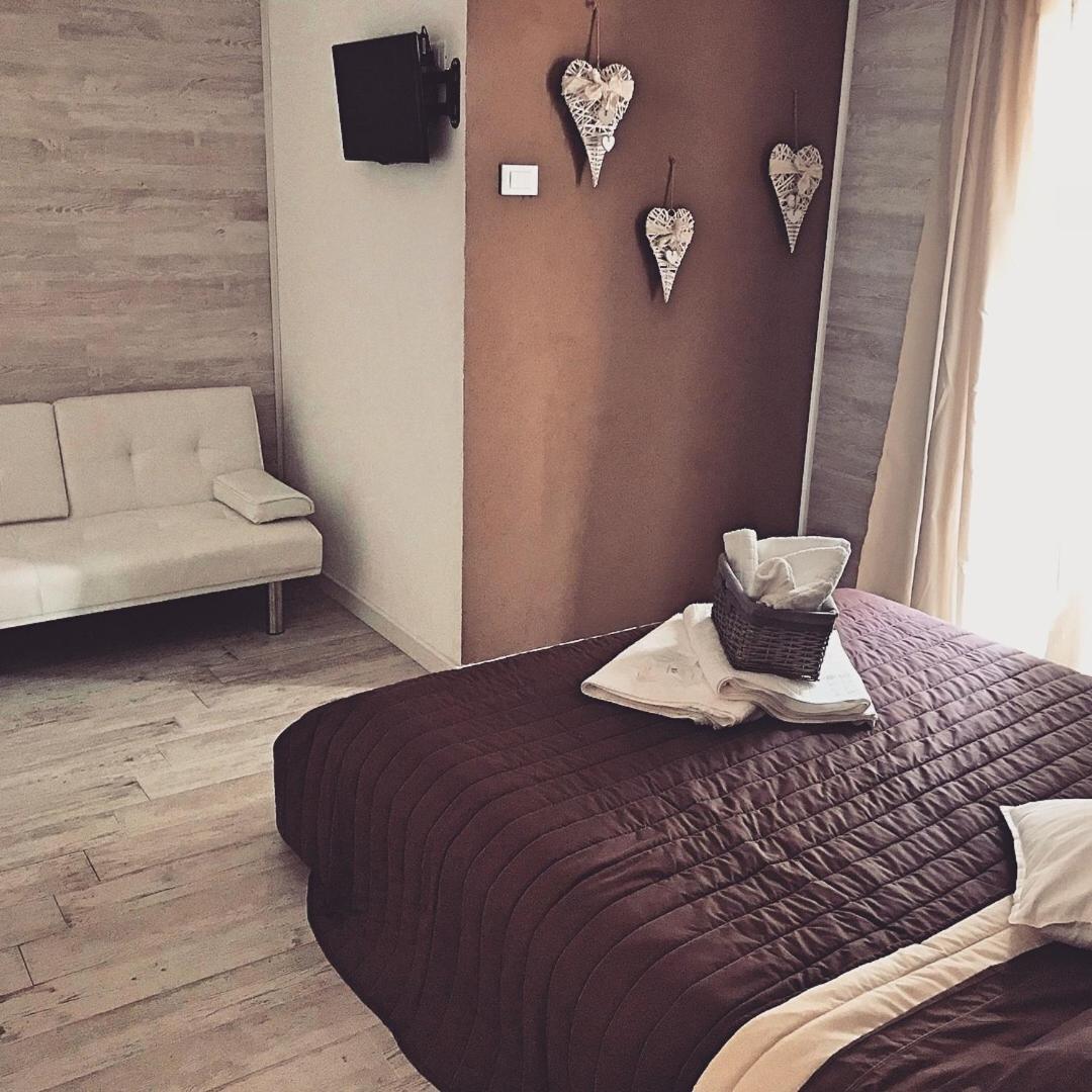 Double Room with Private Bathroom photo 1