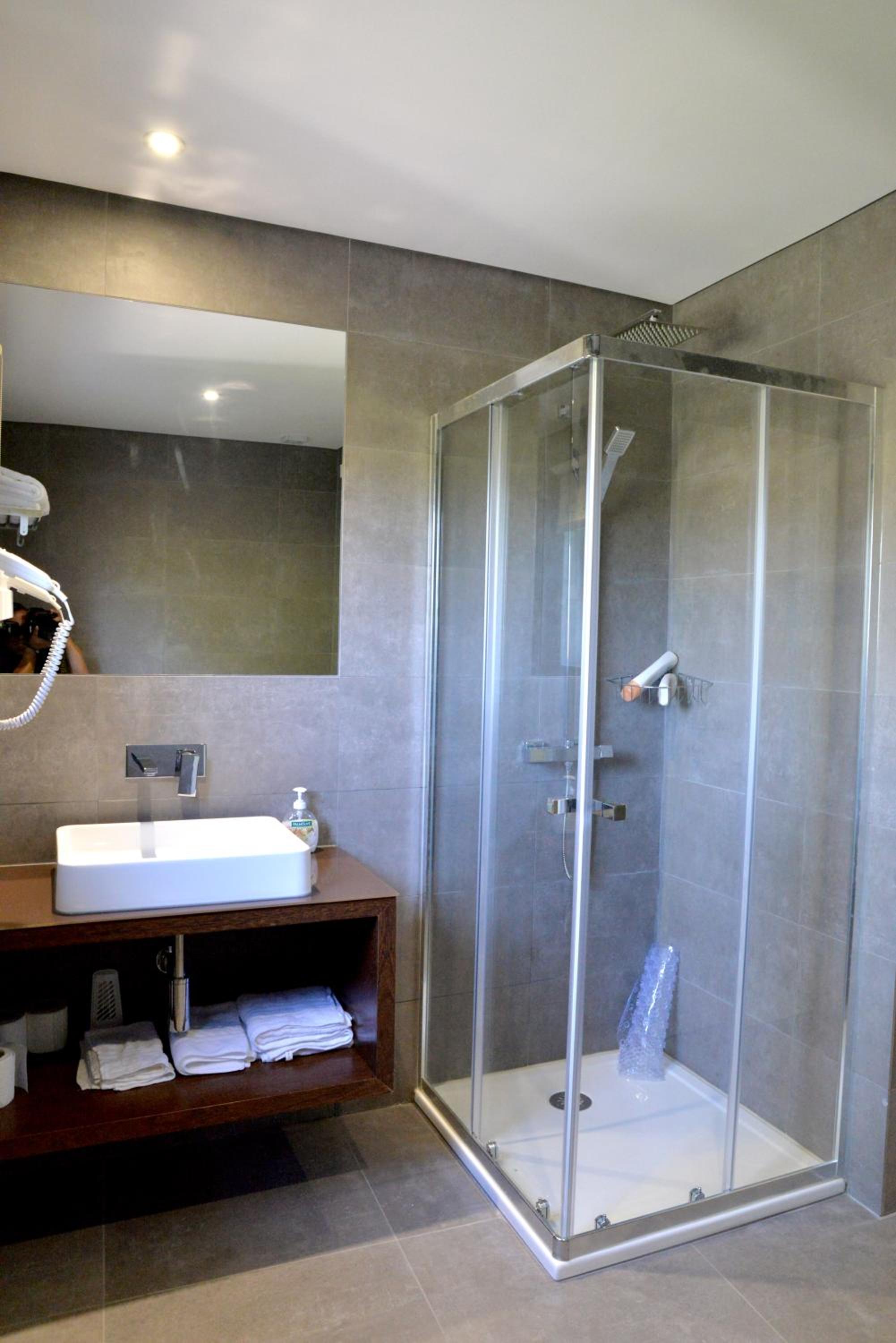 Double Room - Photo 9