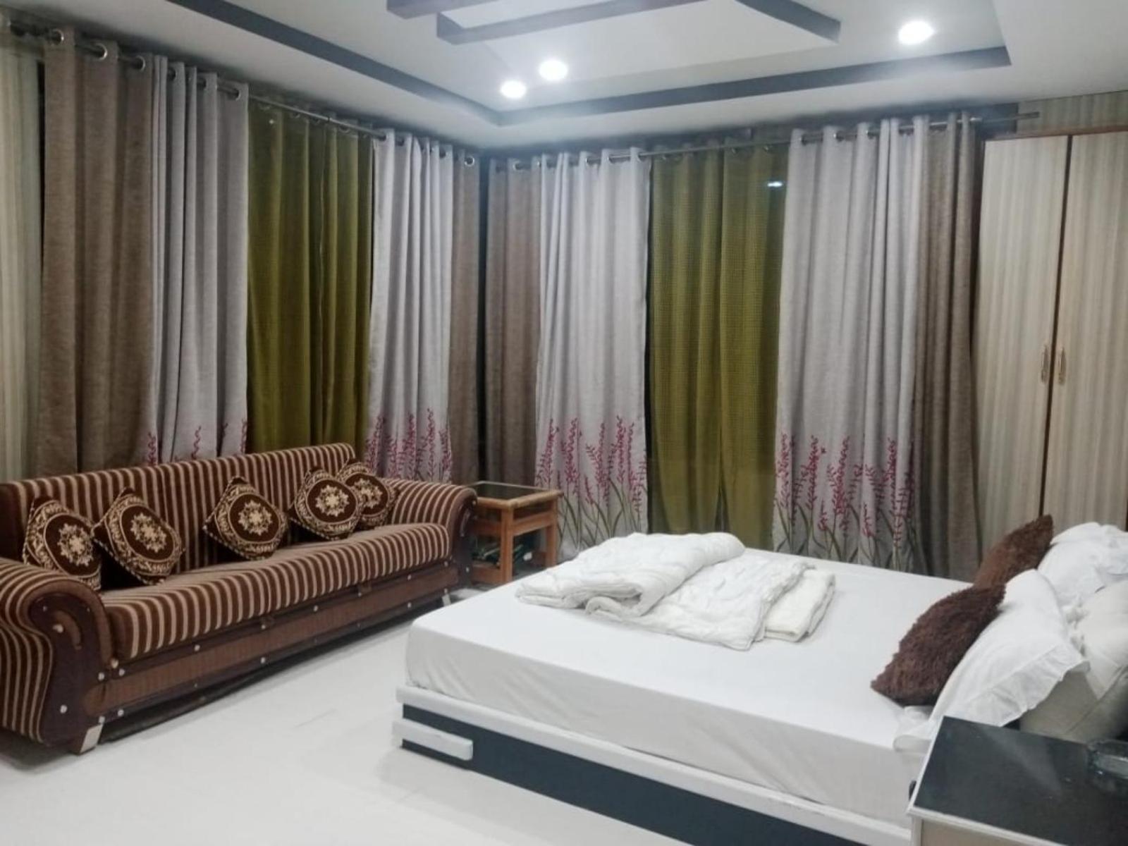 Deluxe Double Room with Balcony