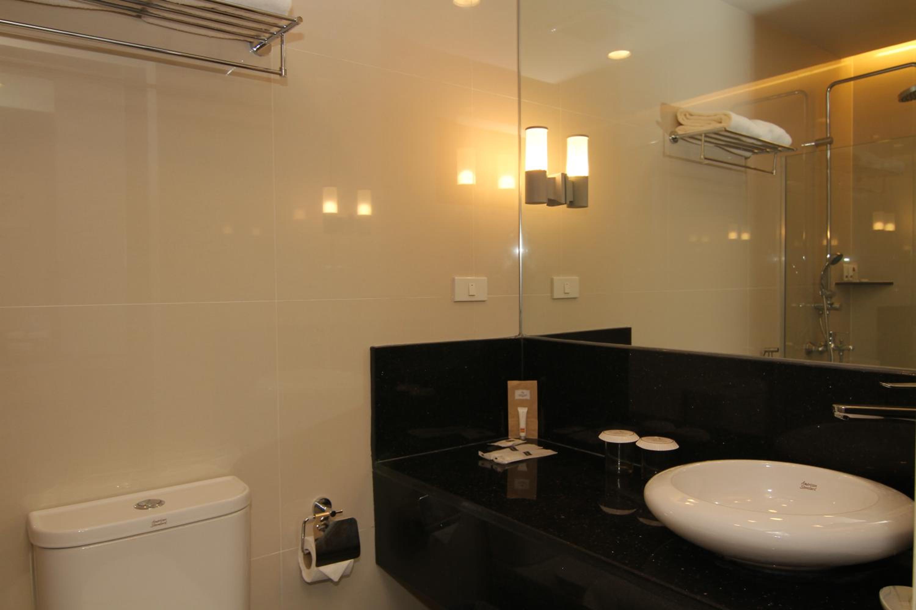 Luxe Suite photo 3