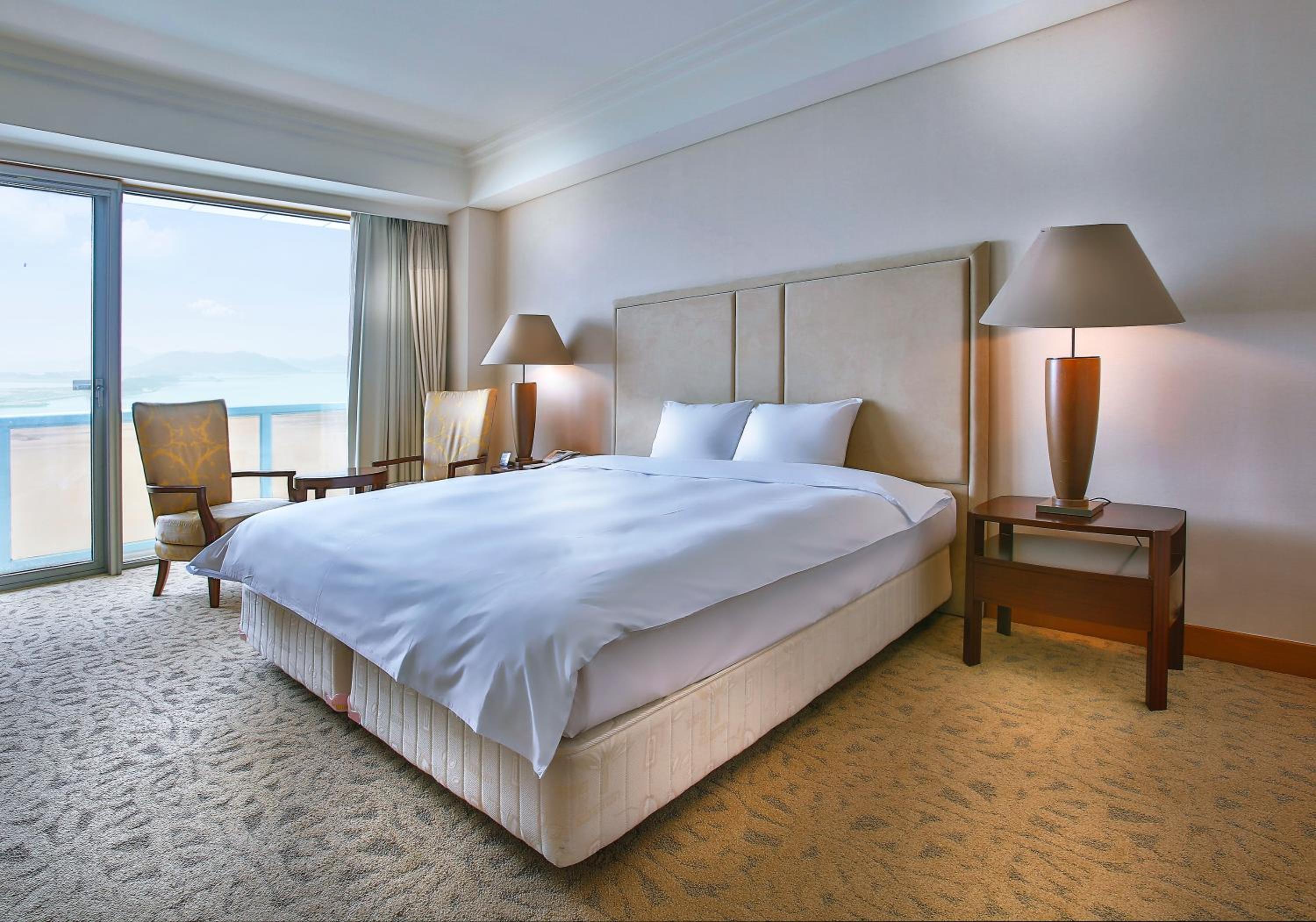 Deluxe Double Room with Sea View - Photo 2