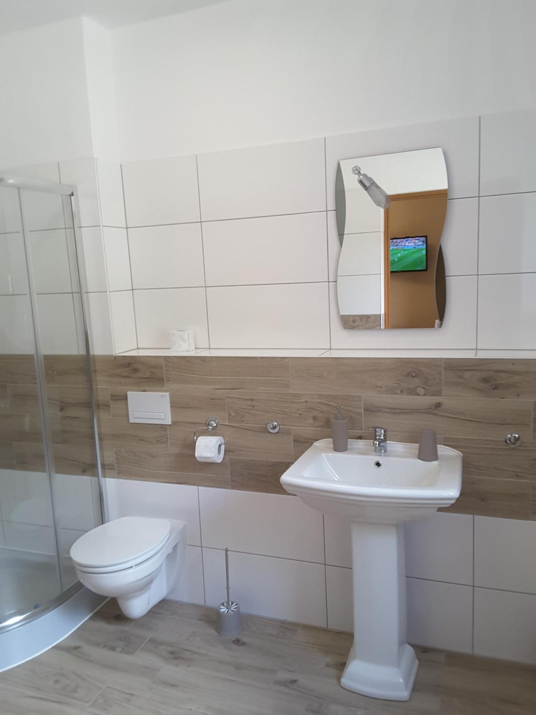 Double Room with Private Bathroom photo 3