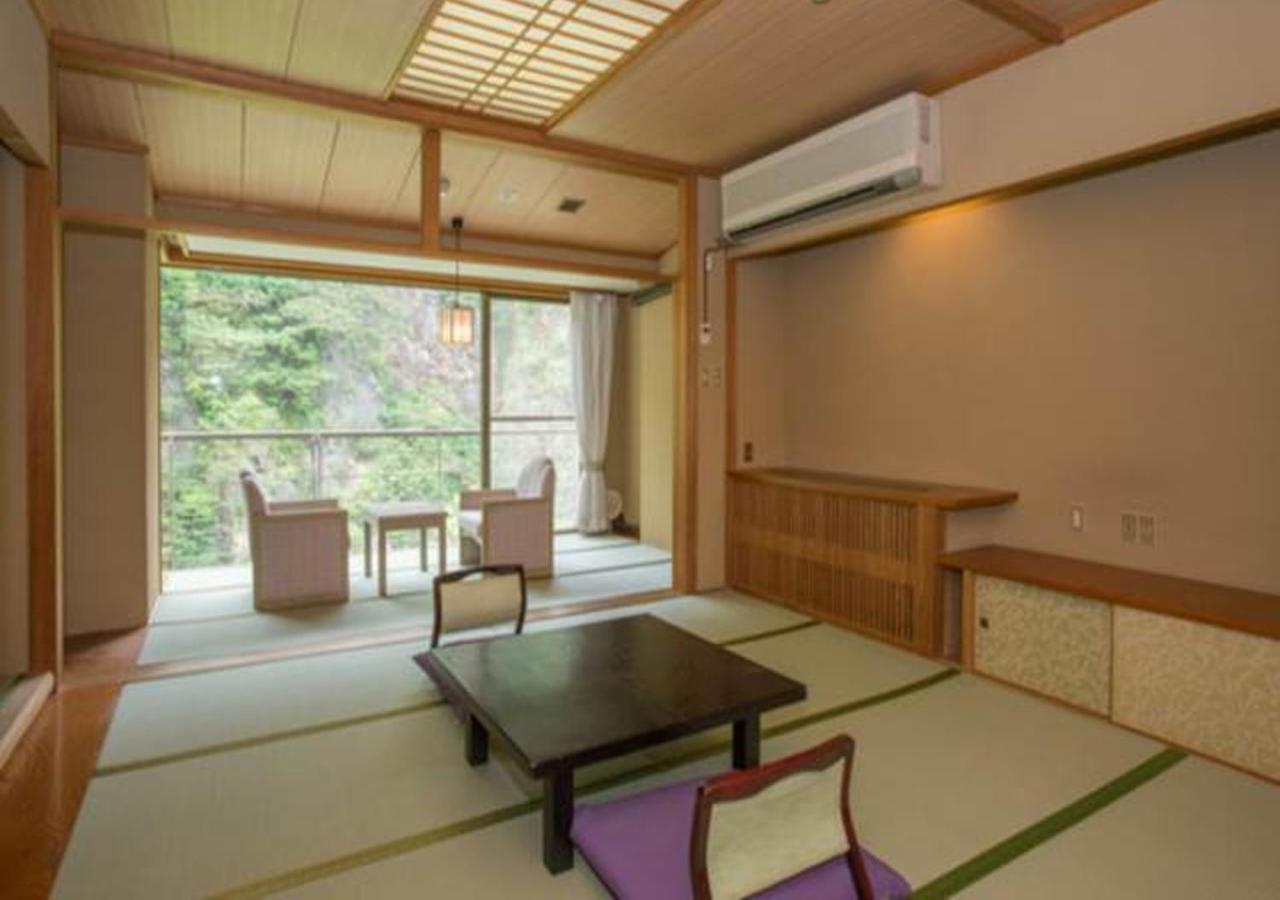 Japanese-Style Twin Room photo 2