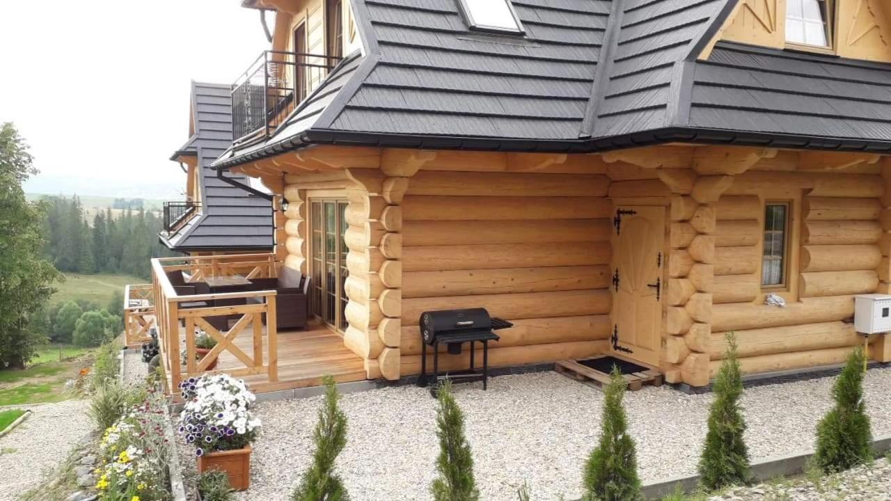 Three-Bedroom Townhouse