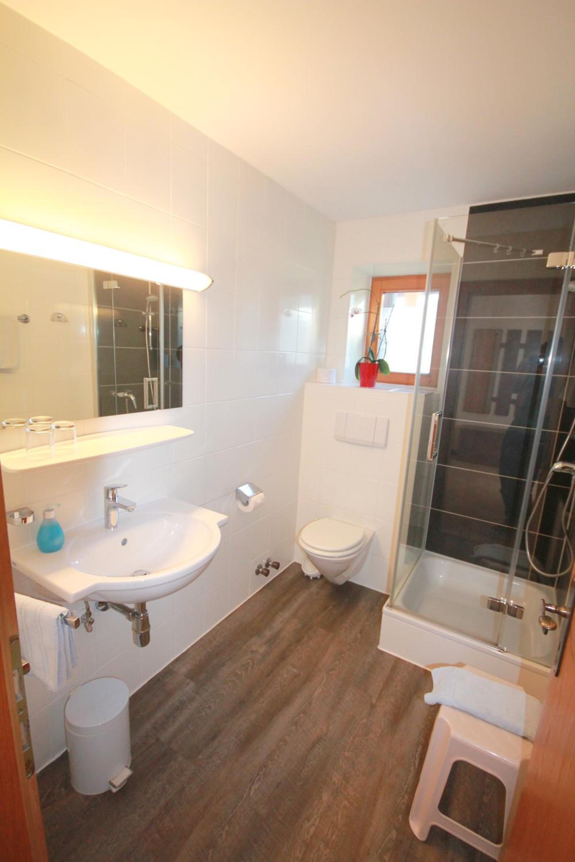 Triple Room with Balcony - Photo 31