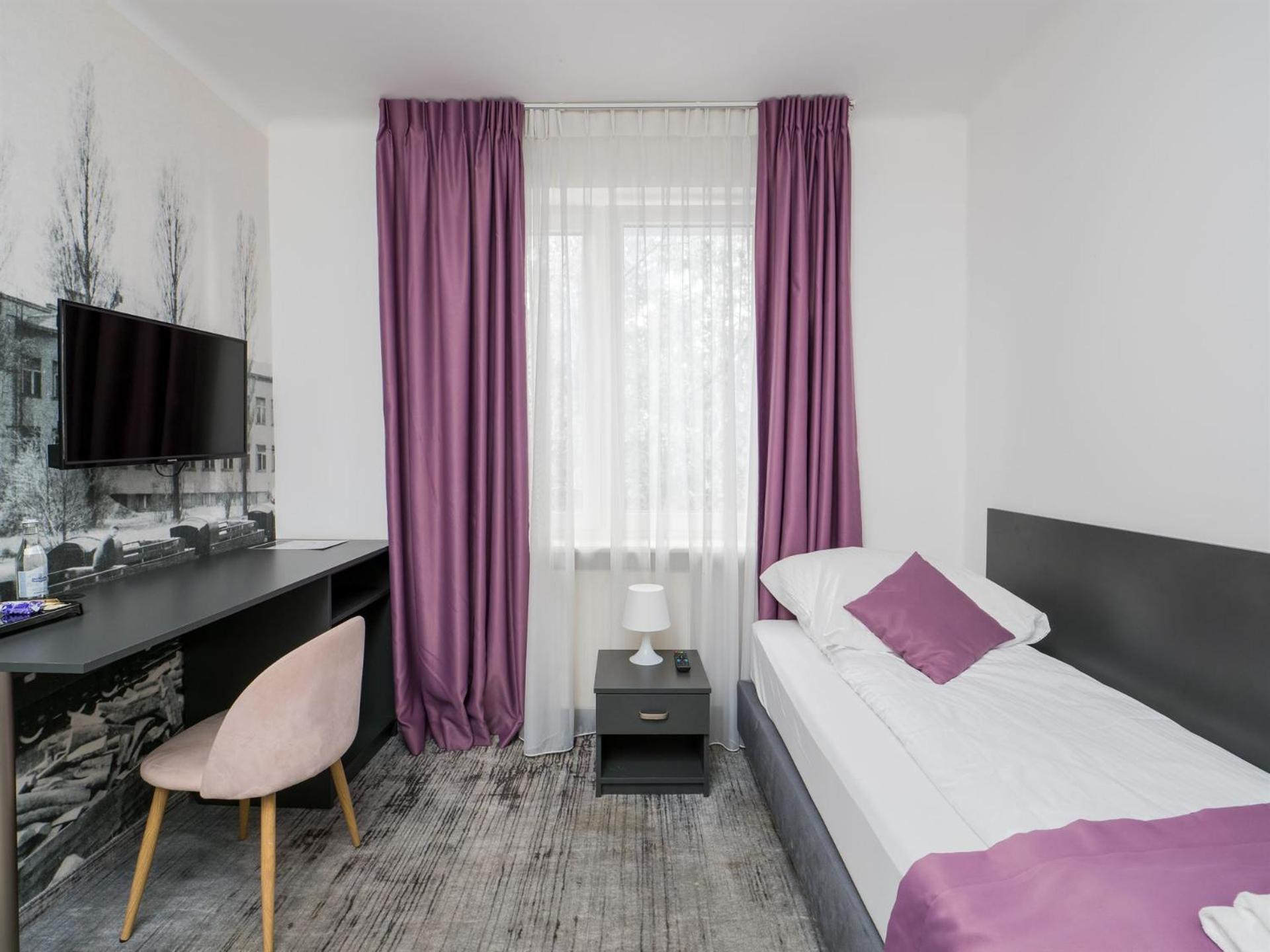 Standard Single Room