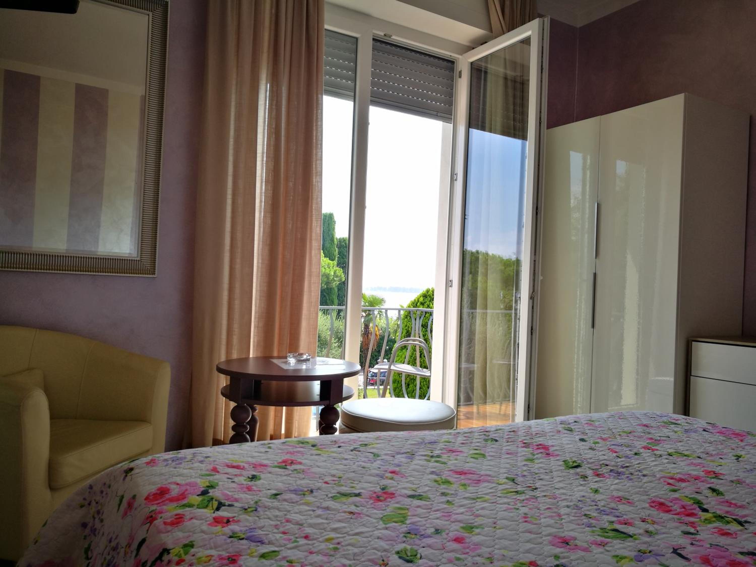 Double or Twin Room with Balcony