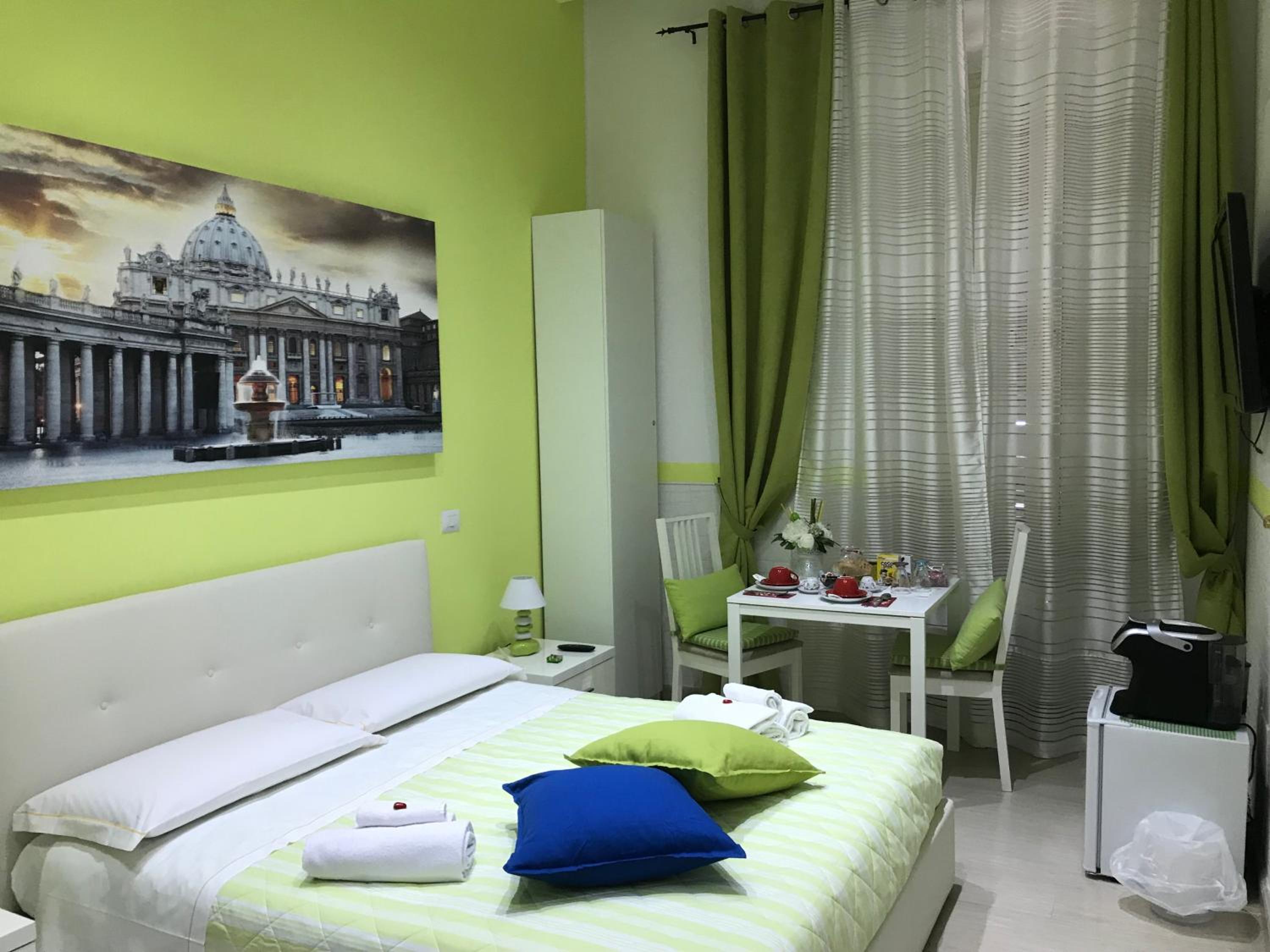 Triple Room