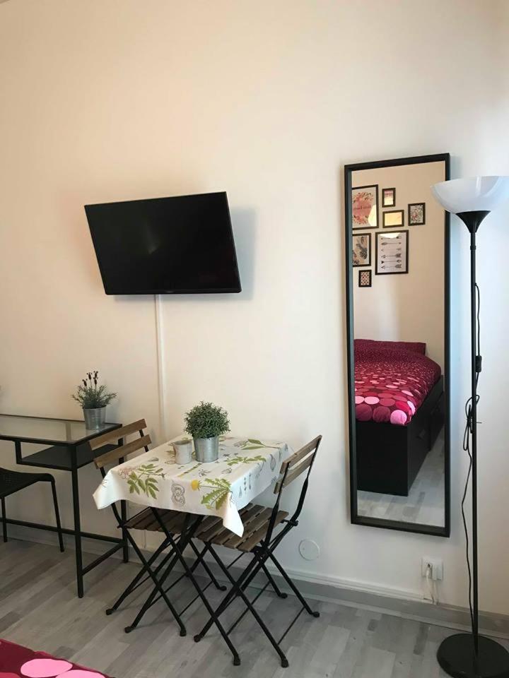 Double Room with Extra Bed photo 2