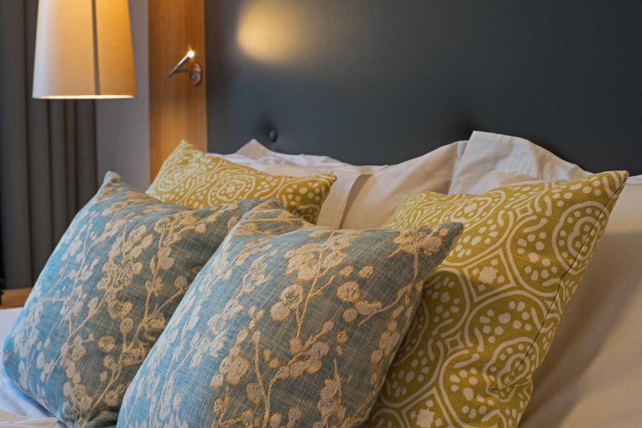 Deluxe Twin Room with Sea View photo 3