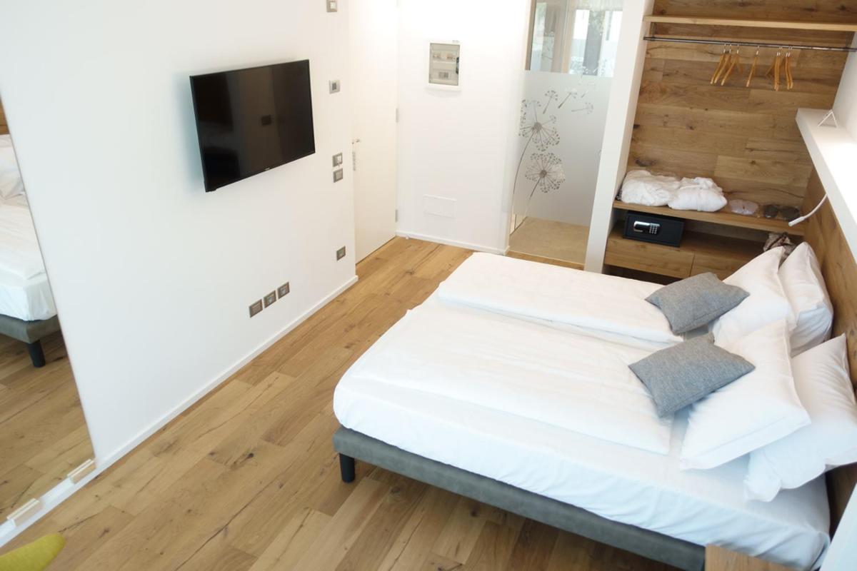 Suite - Photo 4
