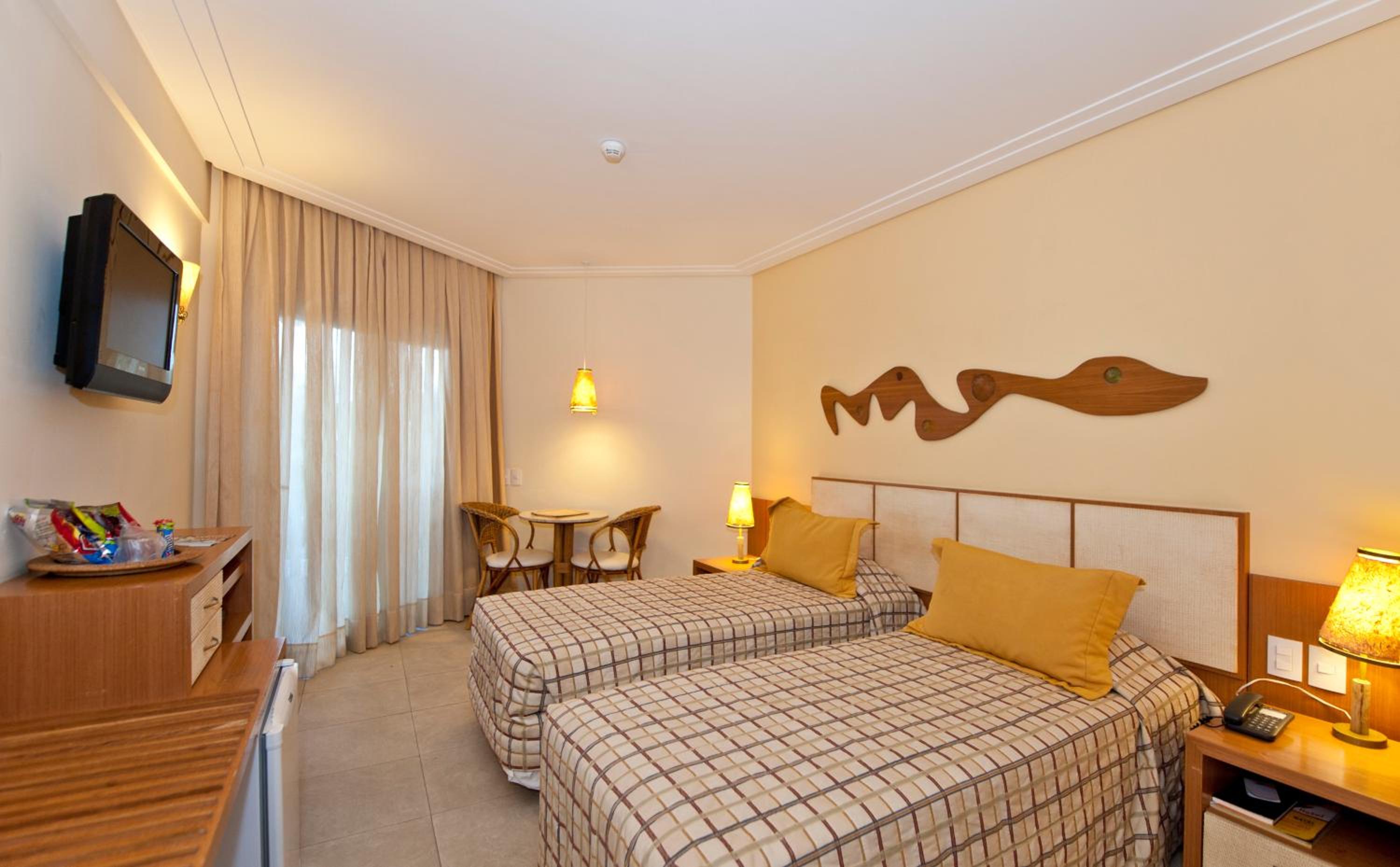 Deluxe Room with Balcony photo 1