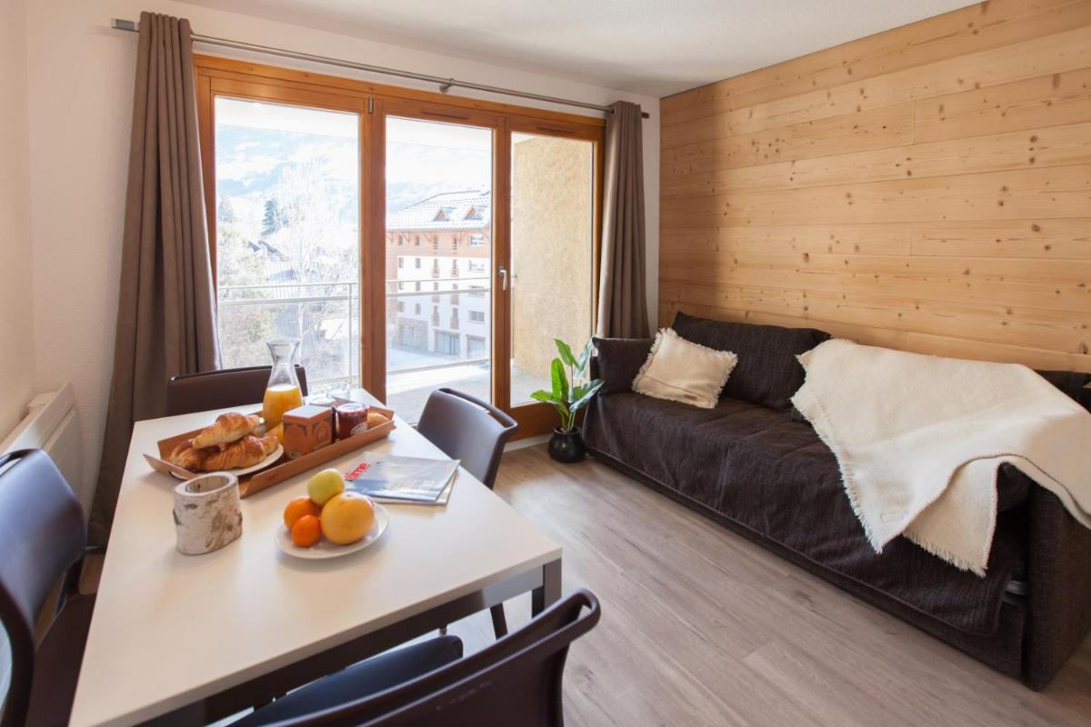 One-Bedroom Apartment with Balcony (6 Persons)