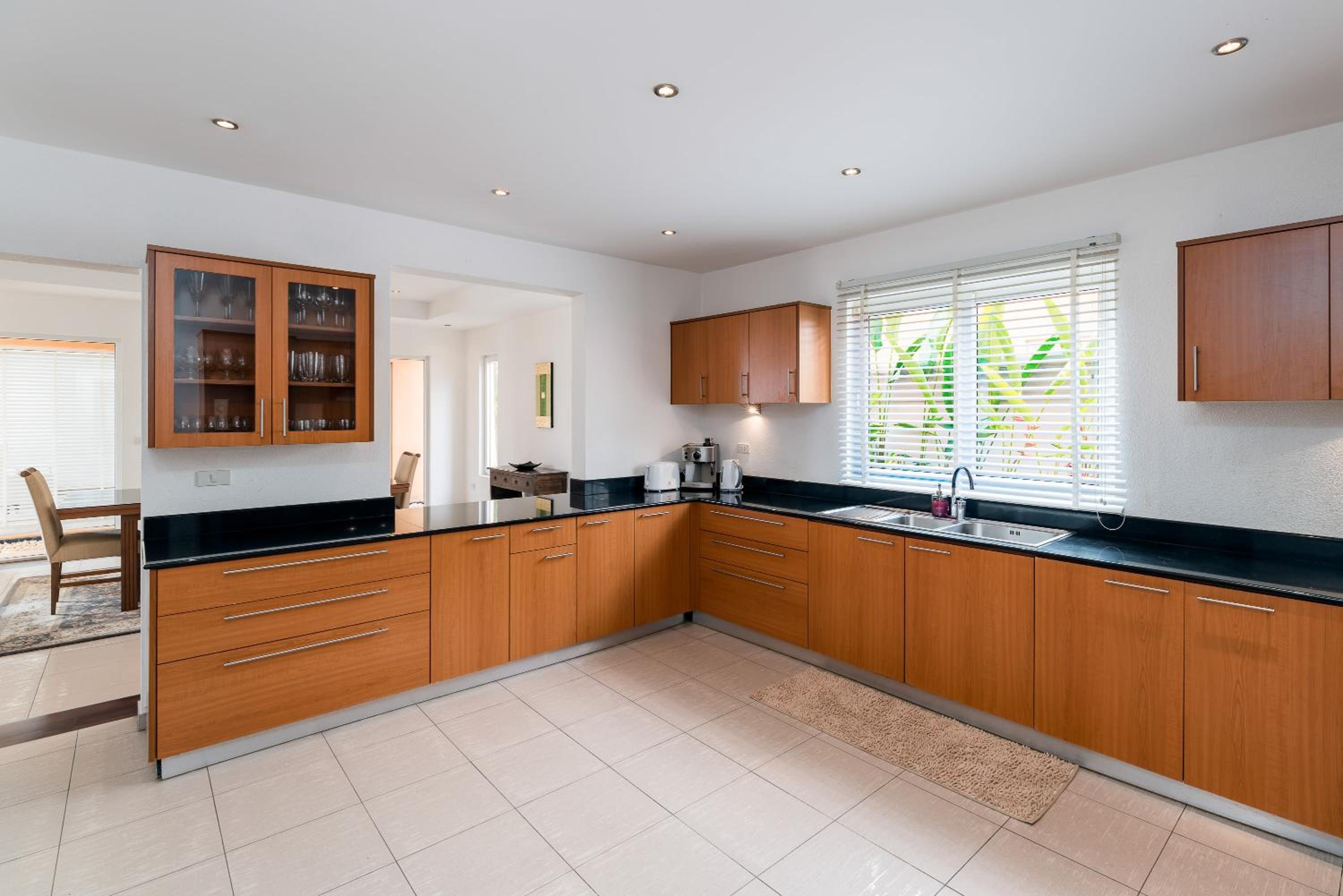 Villa photo 3